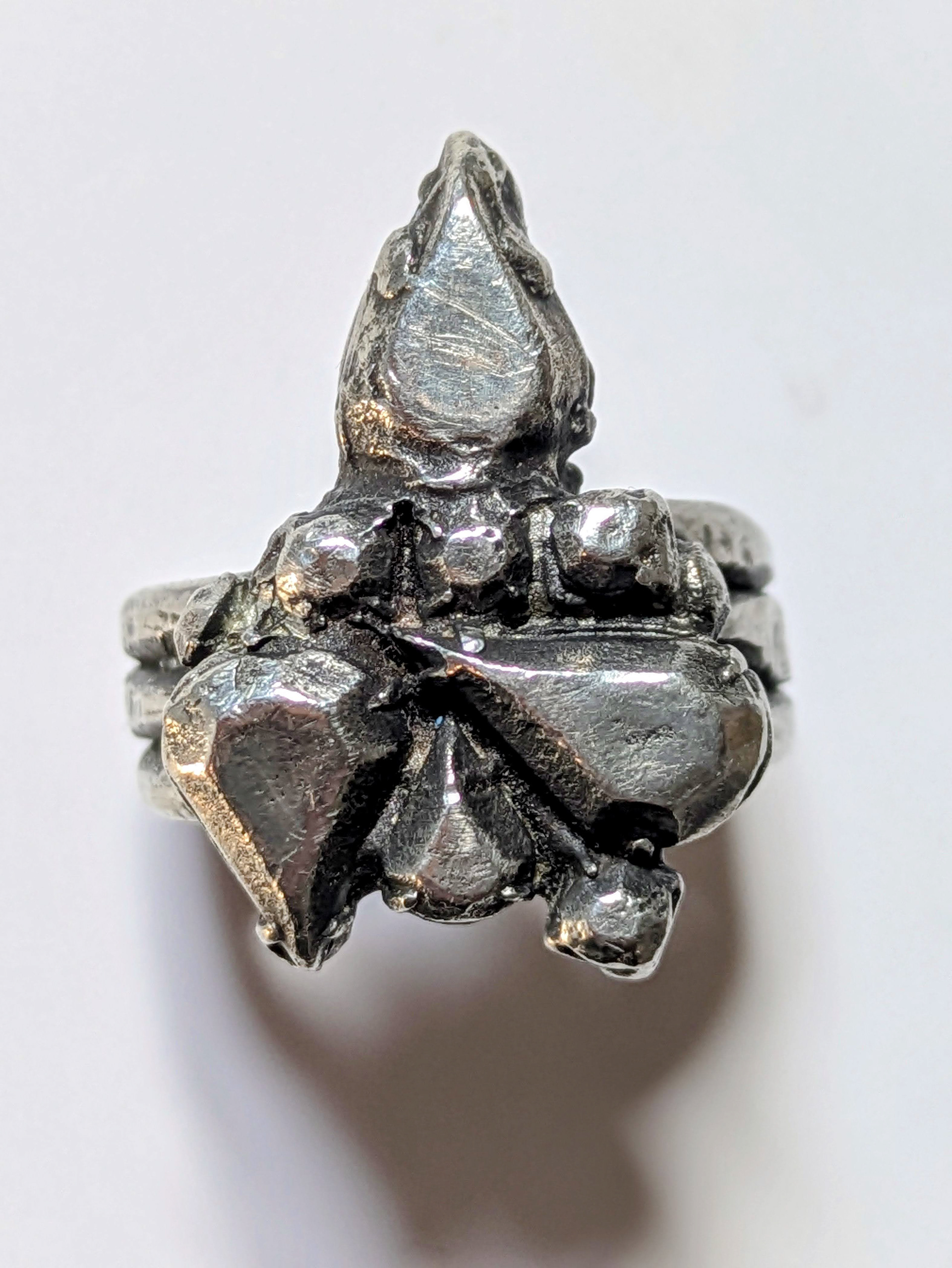 Real: Silver cast ring
