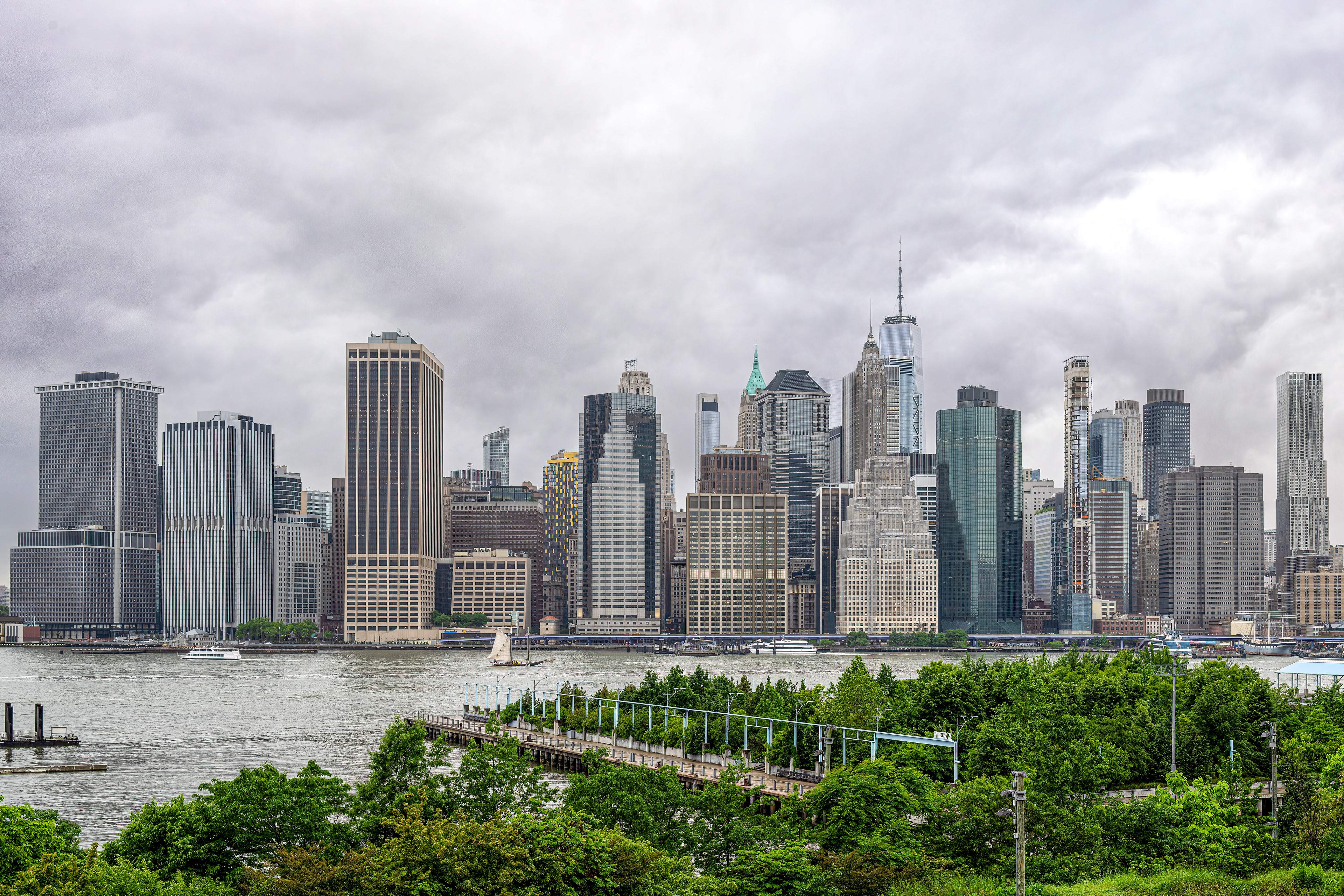 Pohled z Brooklyn Heights Promenade, 05/2025