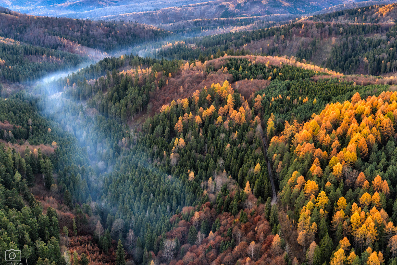 Když podzim maluje, Závada, pohled na Vysoké Tatry, 11/2025