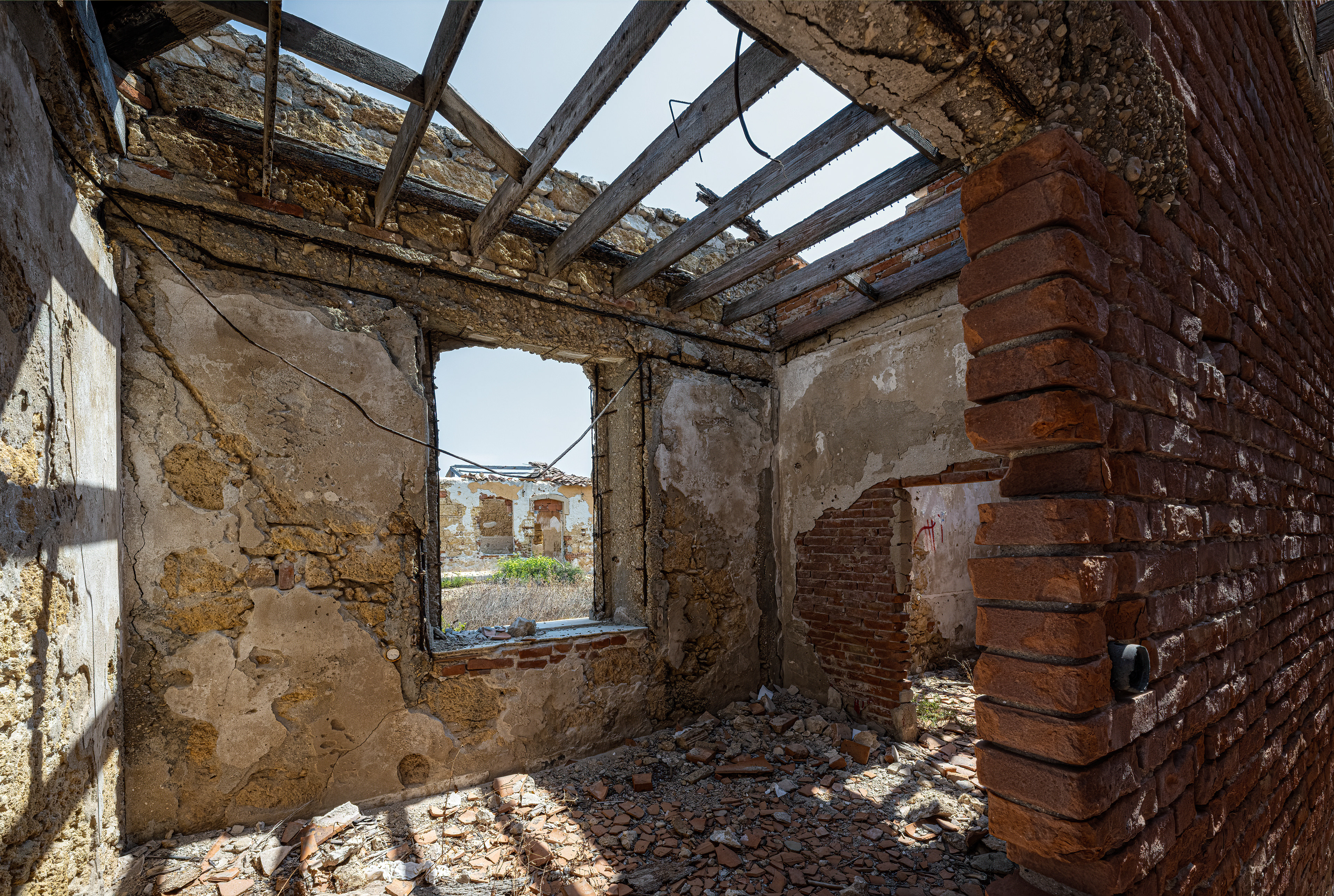 Plemmirio, opuštěné domy