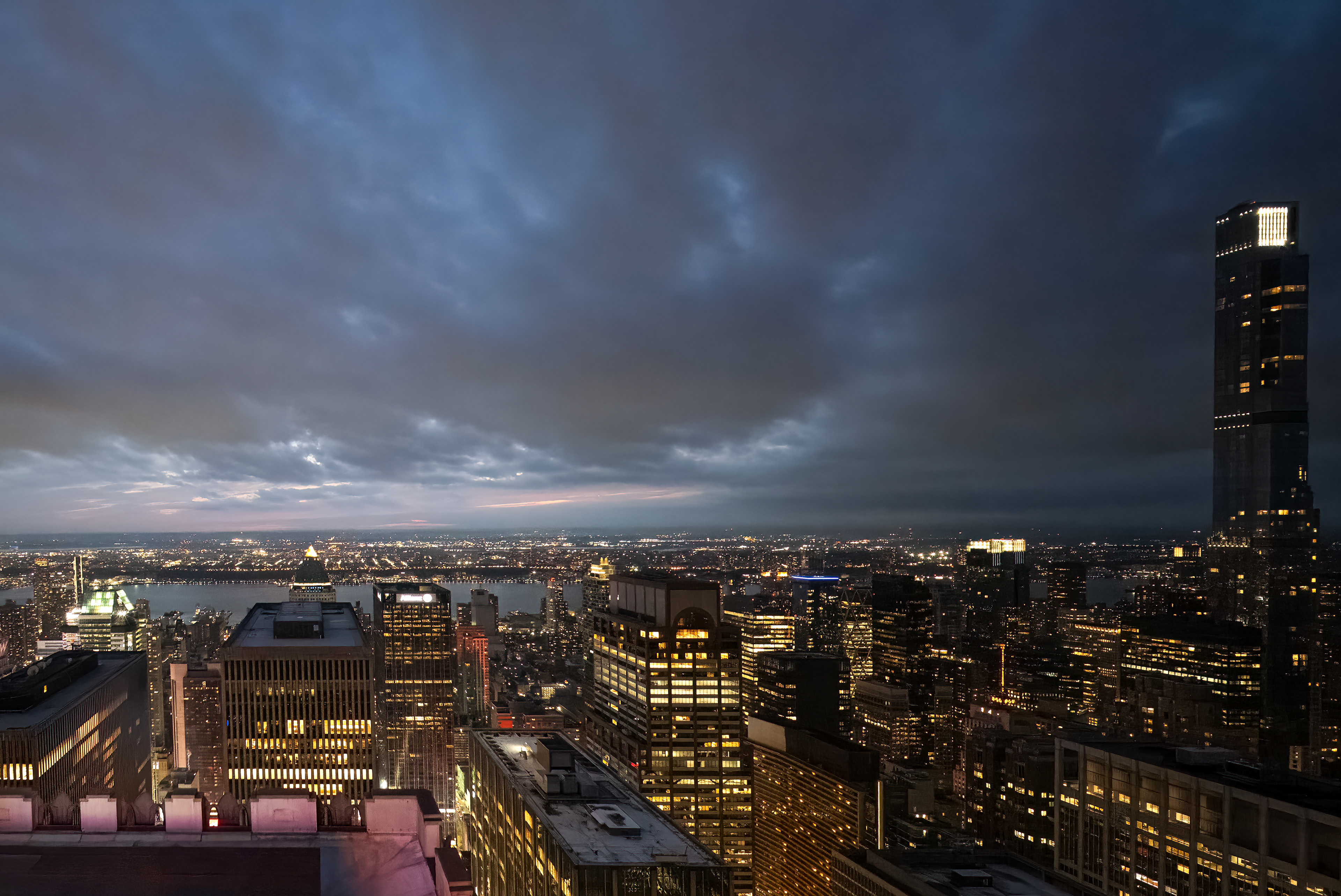 Pohled z Top of the Rock, 05/2025