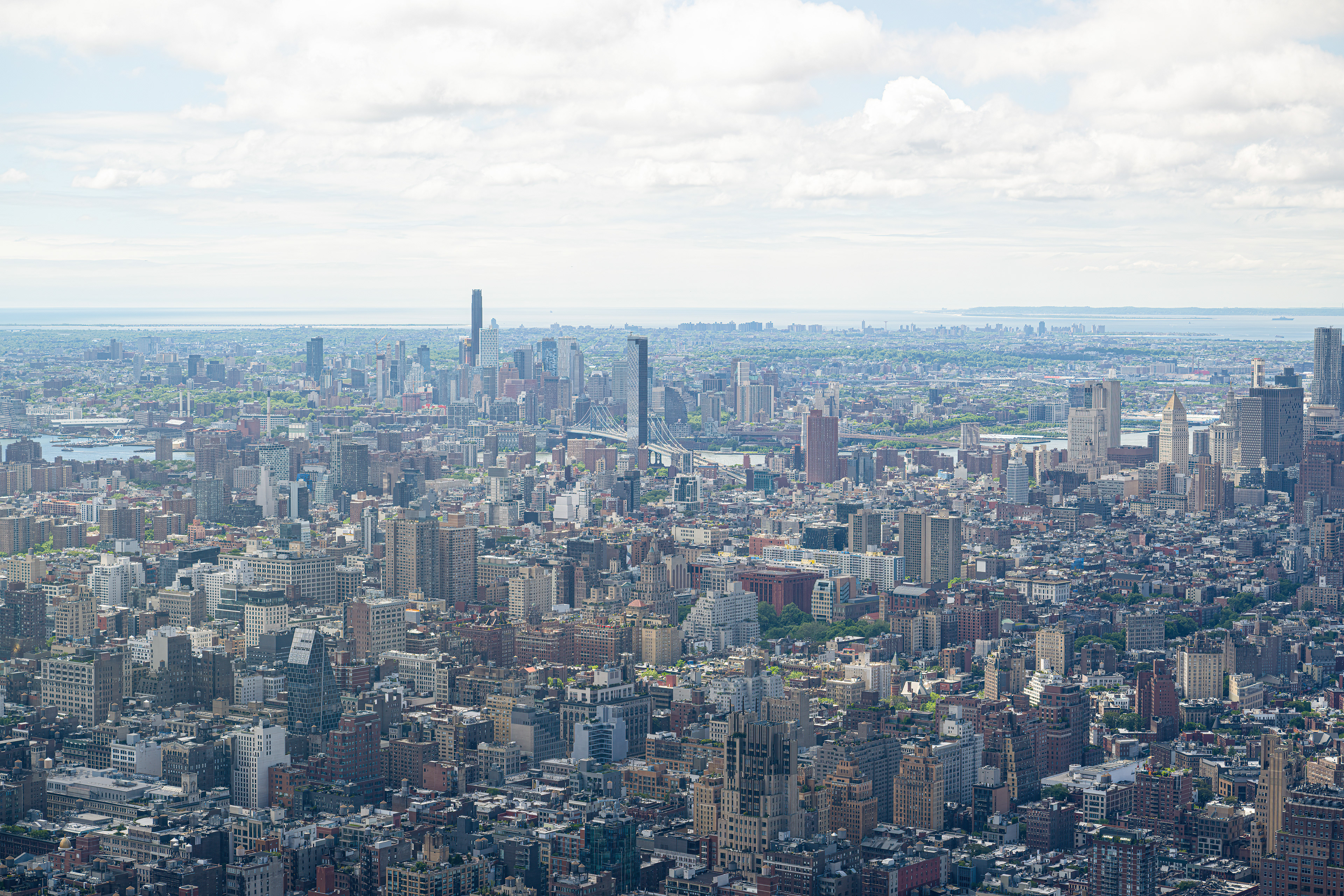 Pohled z vyhlídkové plošiny, the Edge