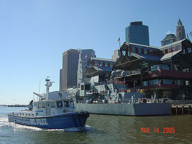 Launch 9 next to Irish Navy "L.E. ROISIN"