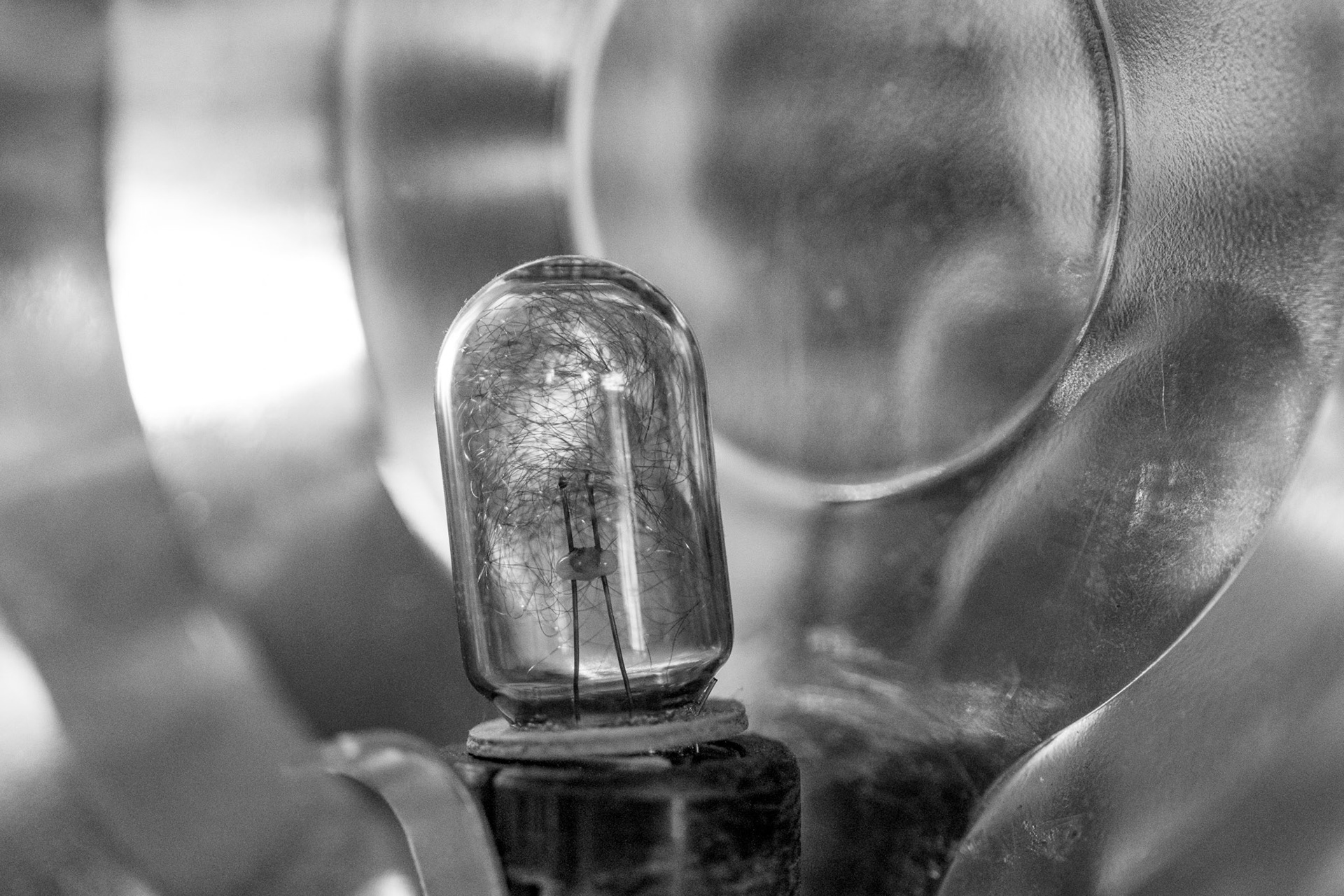 Analog flash