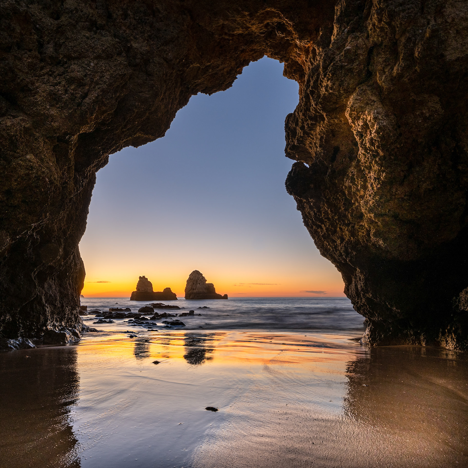 Merged the sharpened and normal (cloud dramatic) to blend the sand and wet sand from the unsharpened one