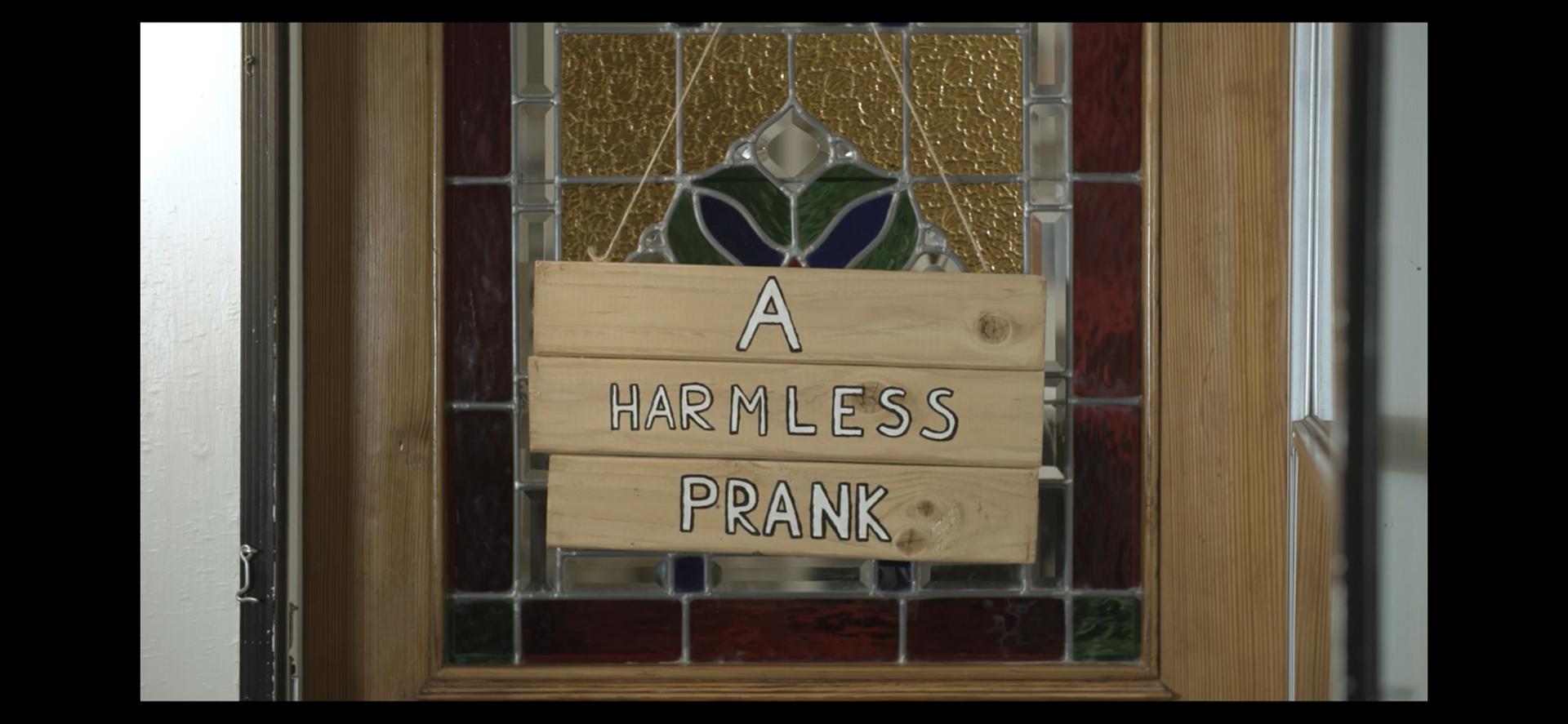 Title card sign