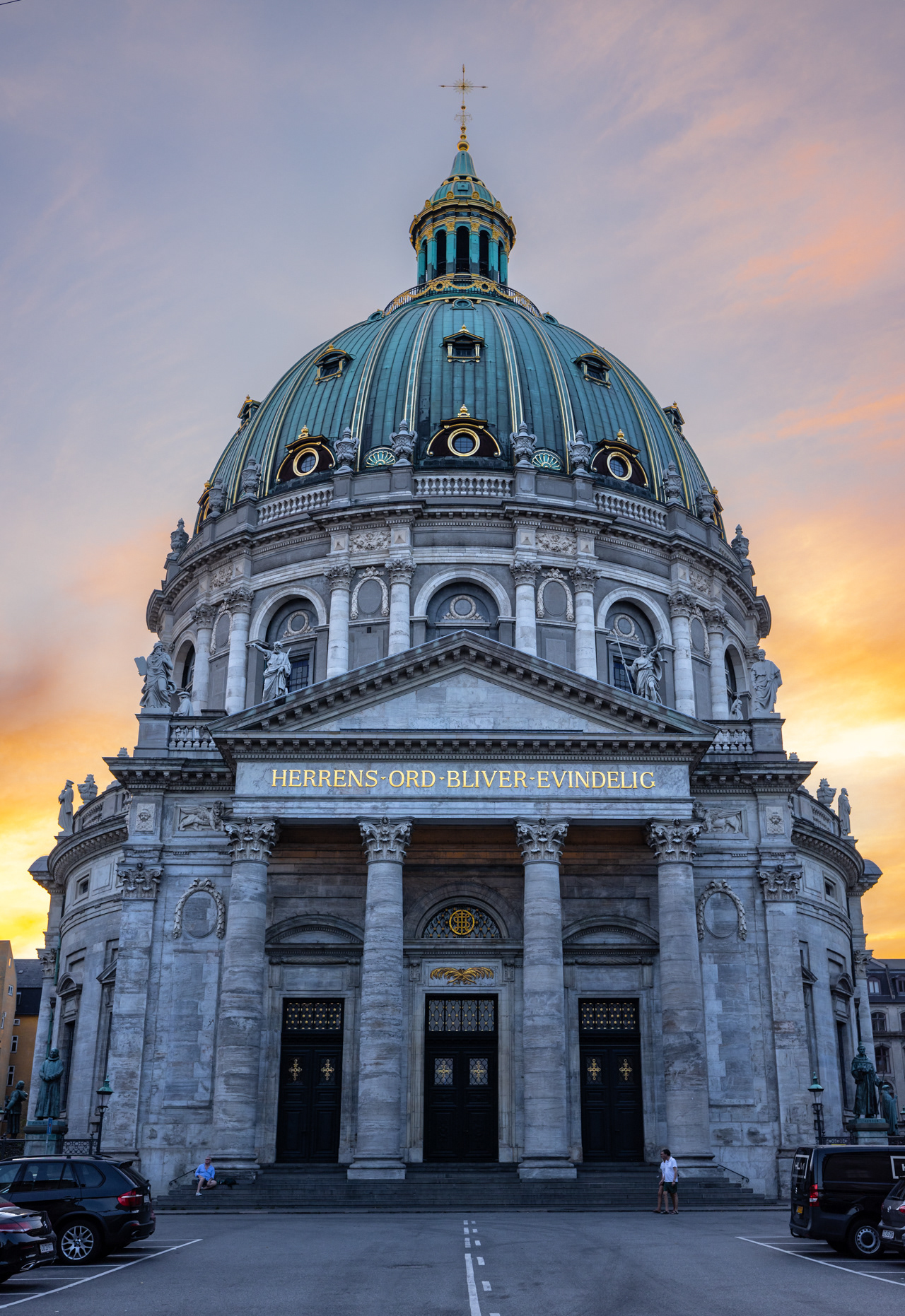 Die Friedrichs Kirche mit der größten Kuppel Skandinaviens
