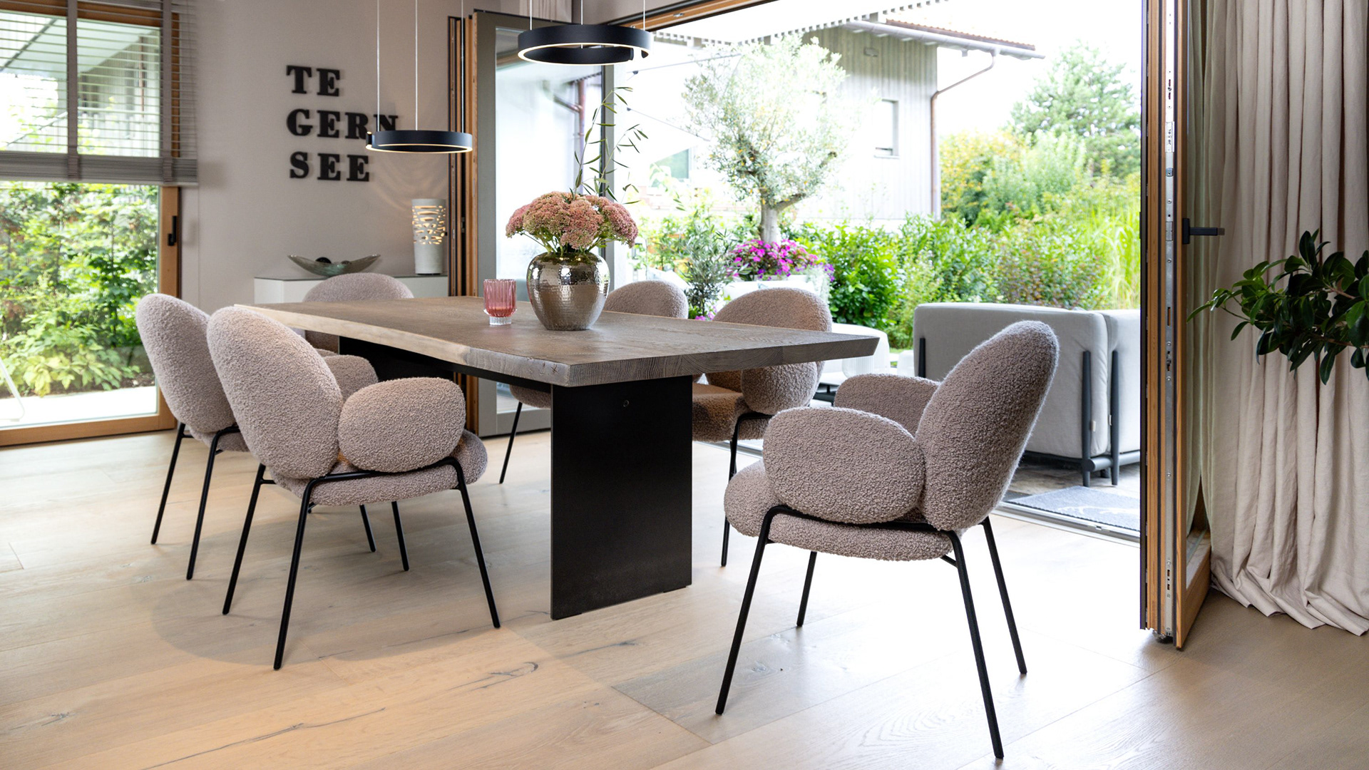 Esszimmergestaltung - Kundenprojekt Neumann Wohndesign - Wohnkonzept mit Persönlichkeit