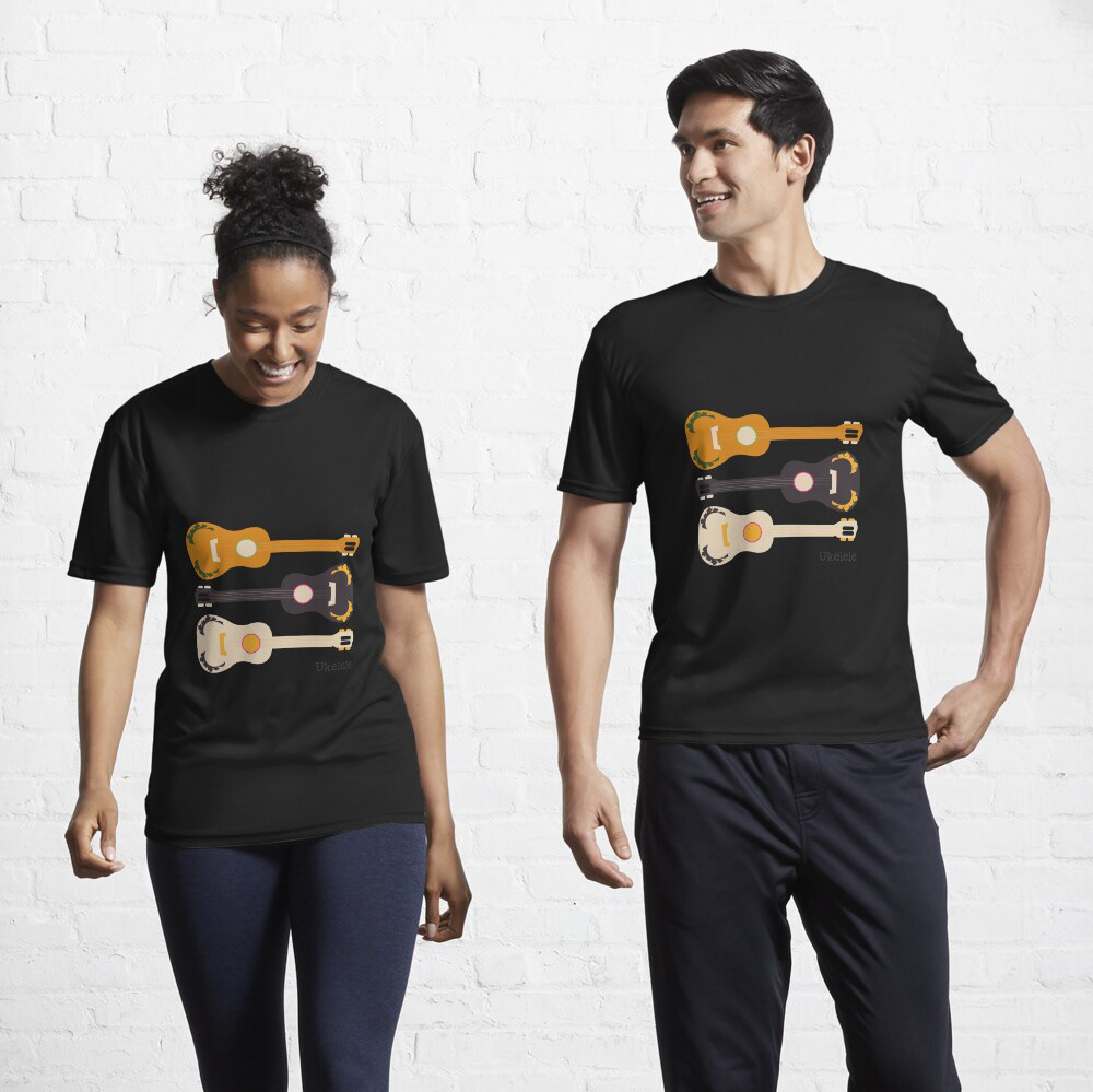 T shirt met Ukeleles