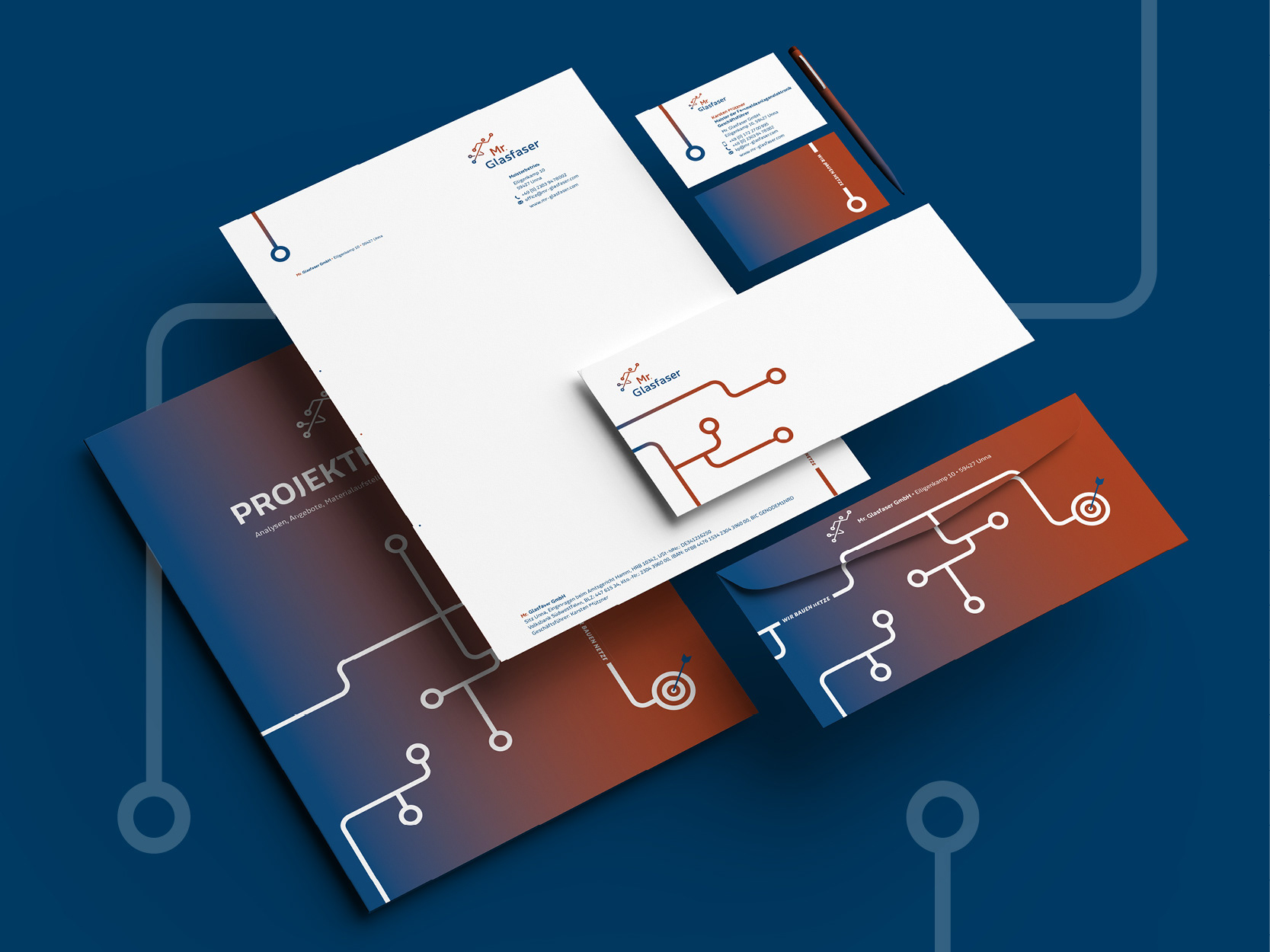 Fliegende Geschäftsausstattung von "Mr. Glasfaser – Wir bauen Netze" mit Visitenkarten, Briefpapier, Briefumschläge, Kugelschreiber und Informationsmappe.