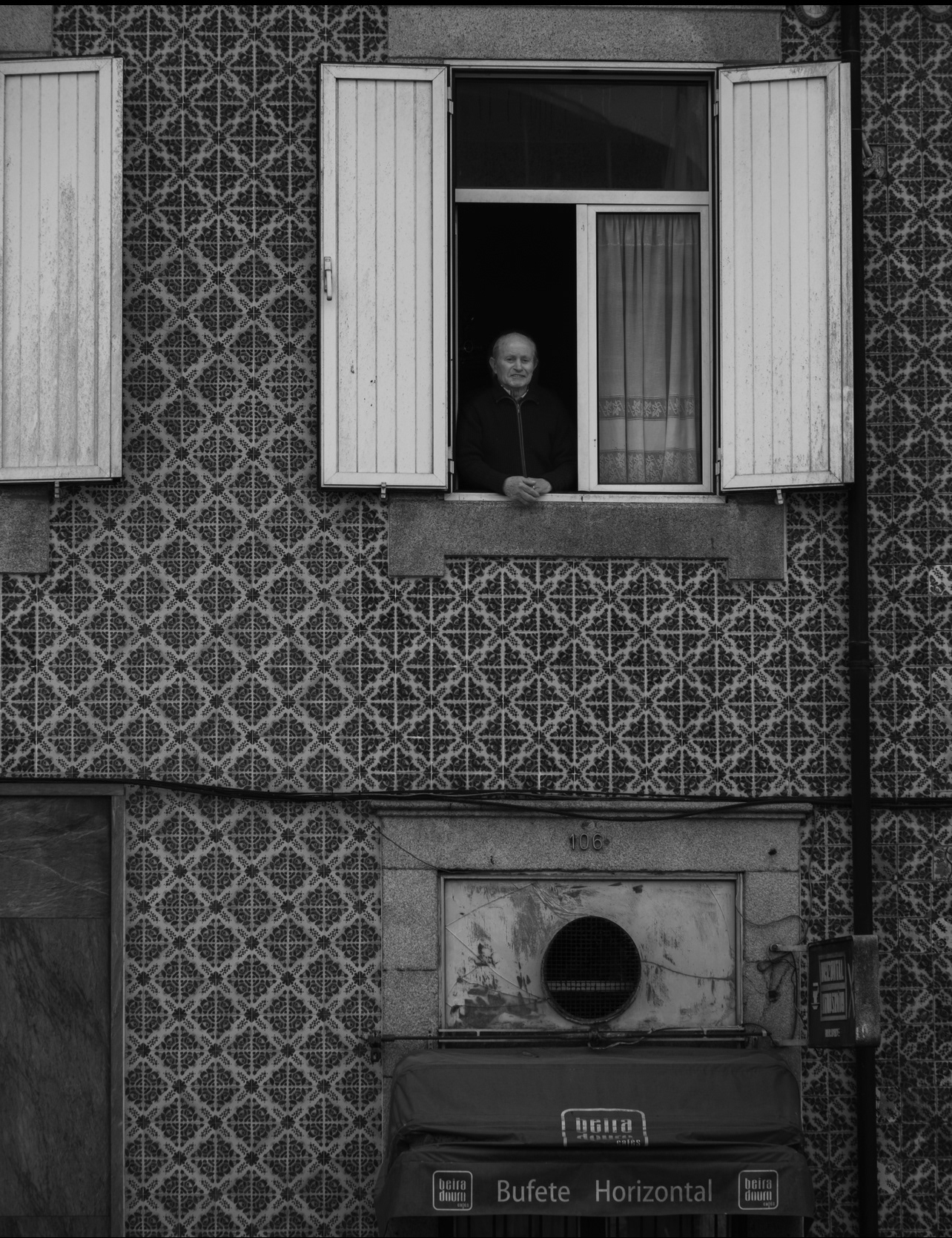 Nous vivons tous les deux ensemble