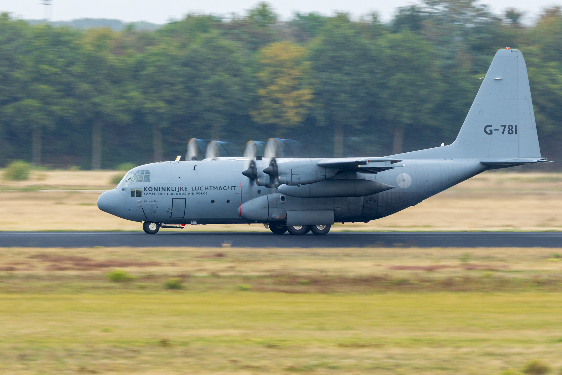 Een Nederlandse C130  Hercules op vliegbasis Eindhoven tijdens Falcon Leap 2025.
