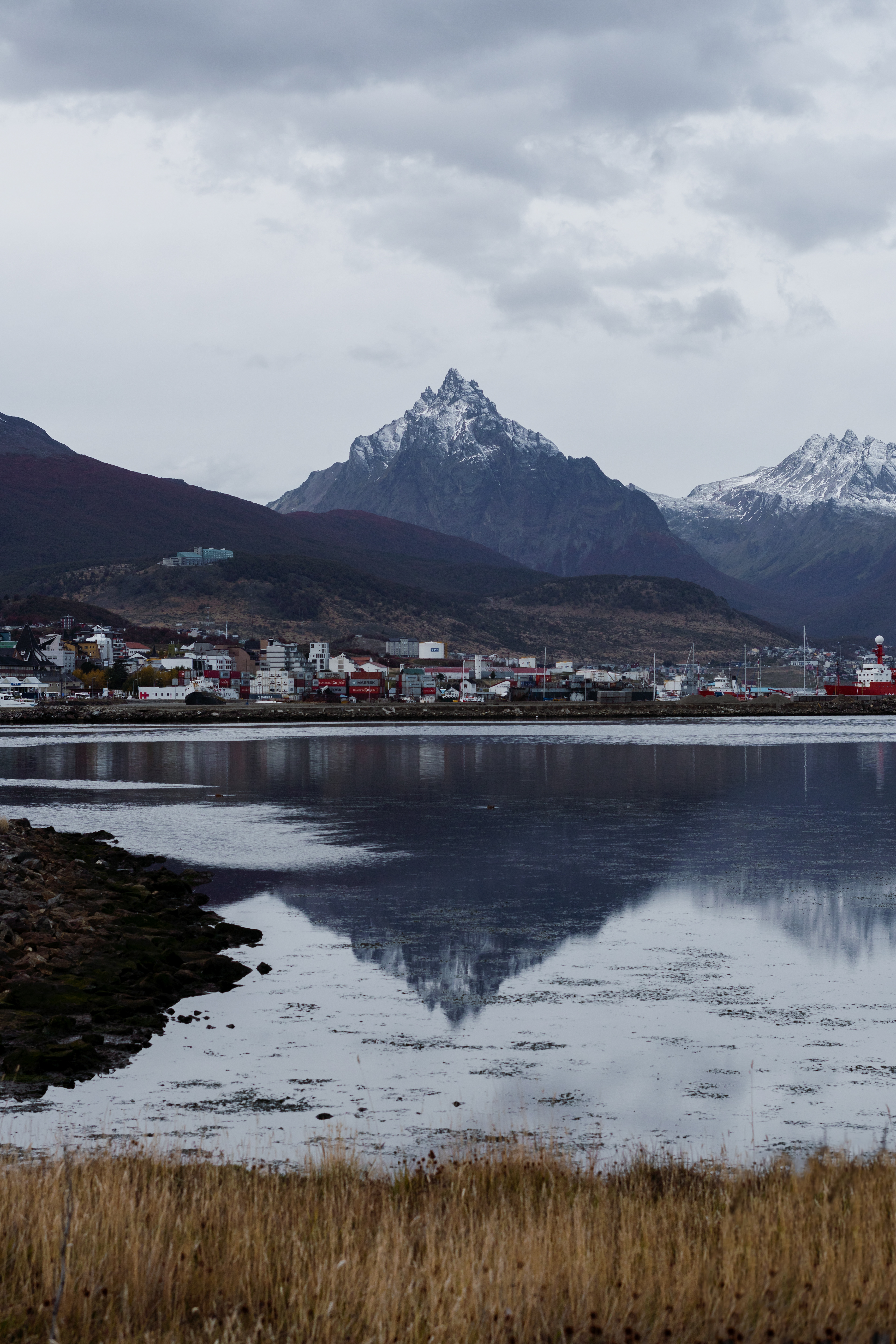 Vista de Ushuaia, Monte Olivia