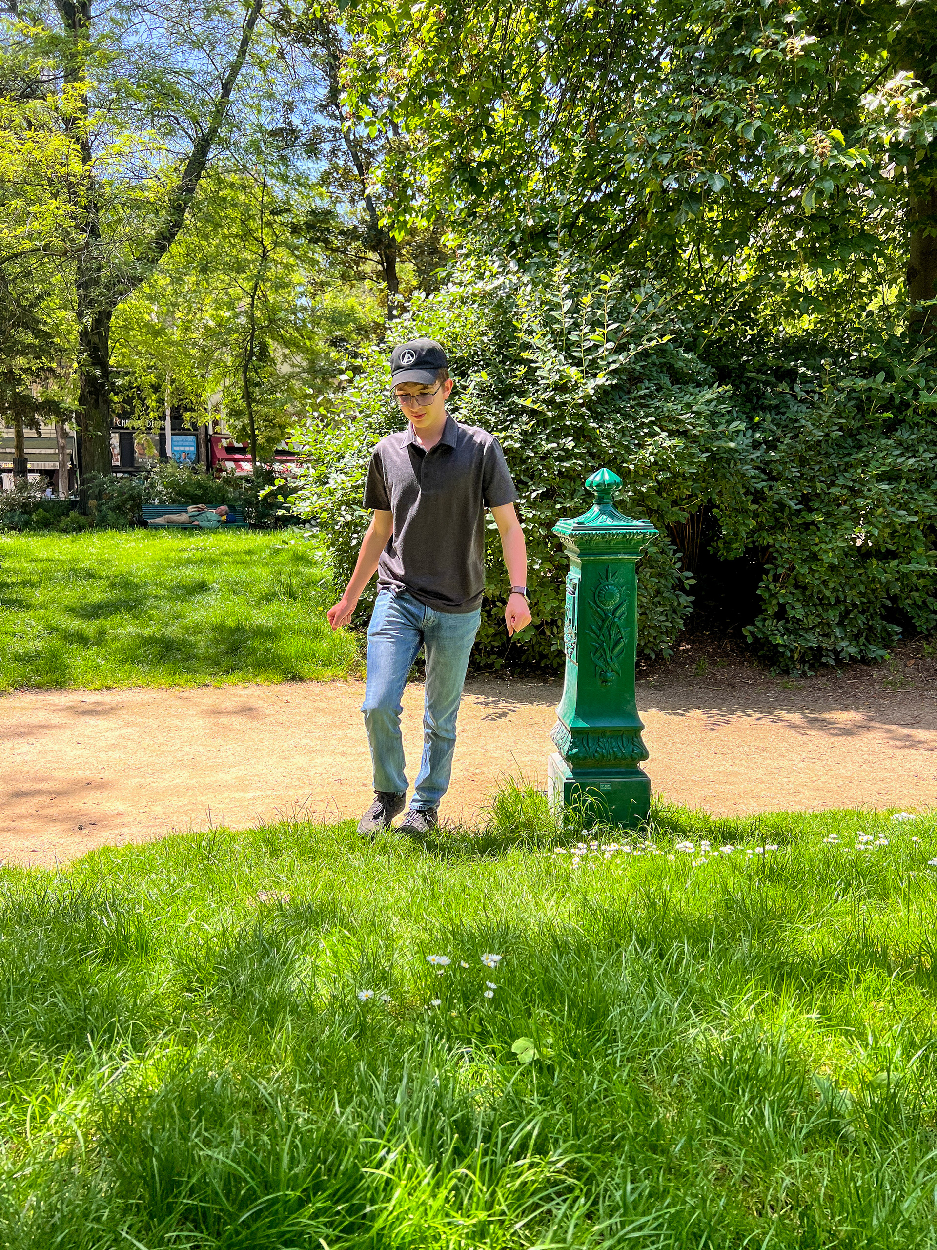 Paris takes water fountains to the next level