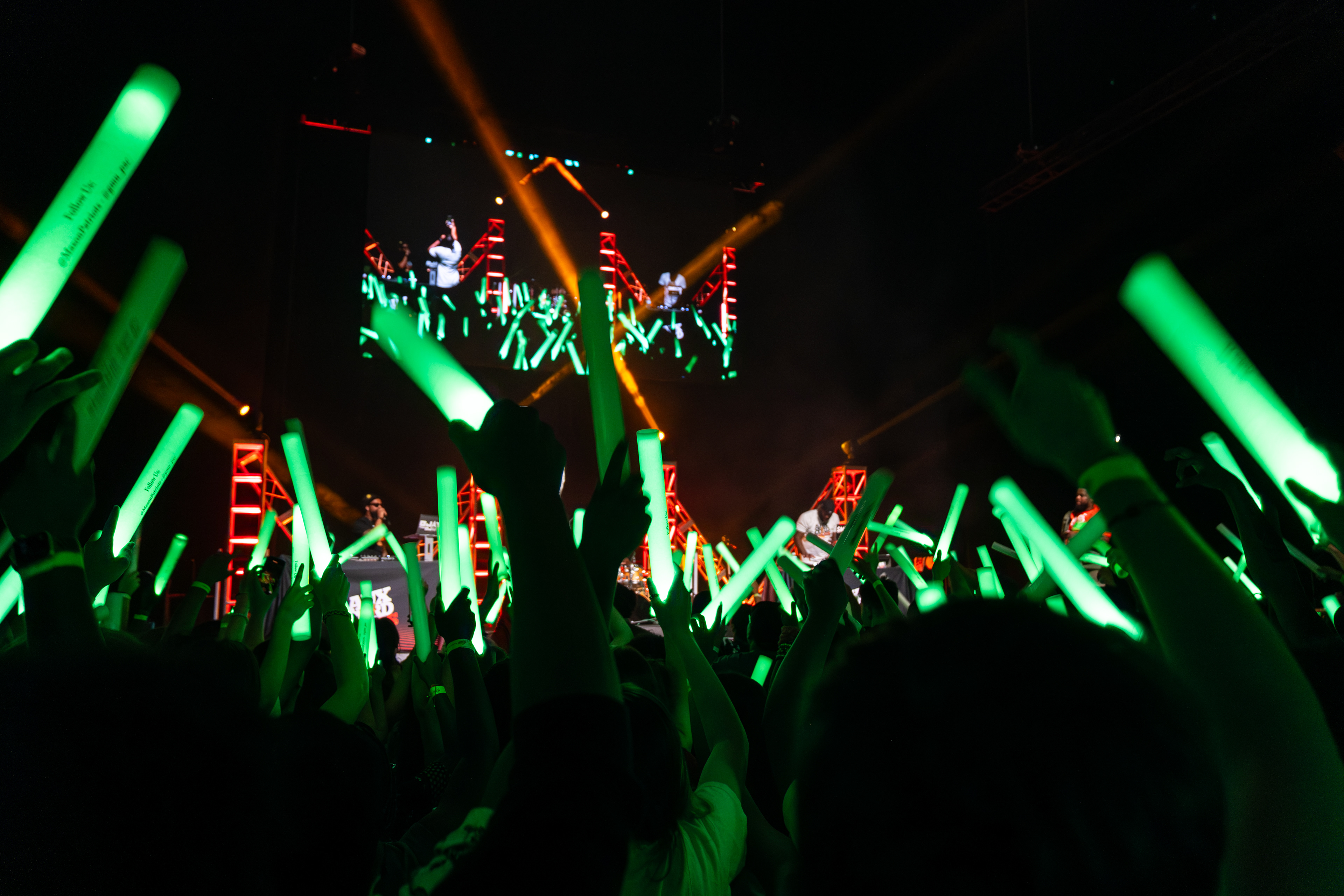 Crowd at the Aux Chord Wars Concert