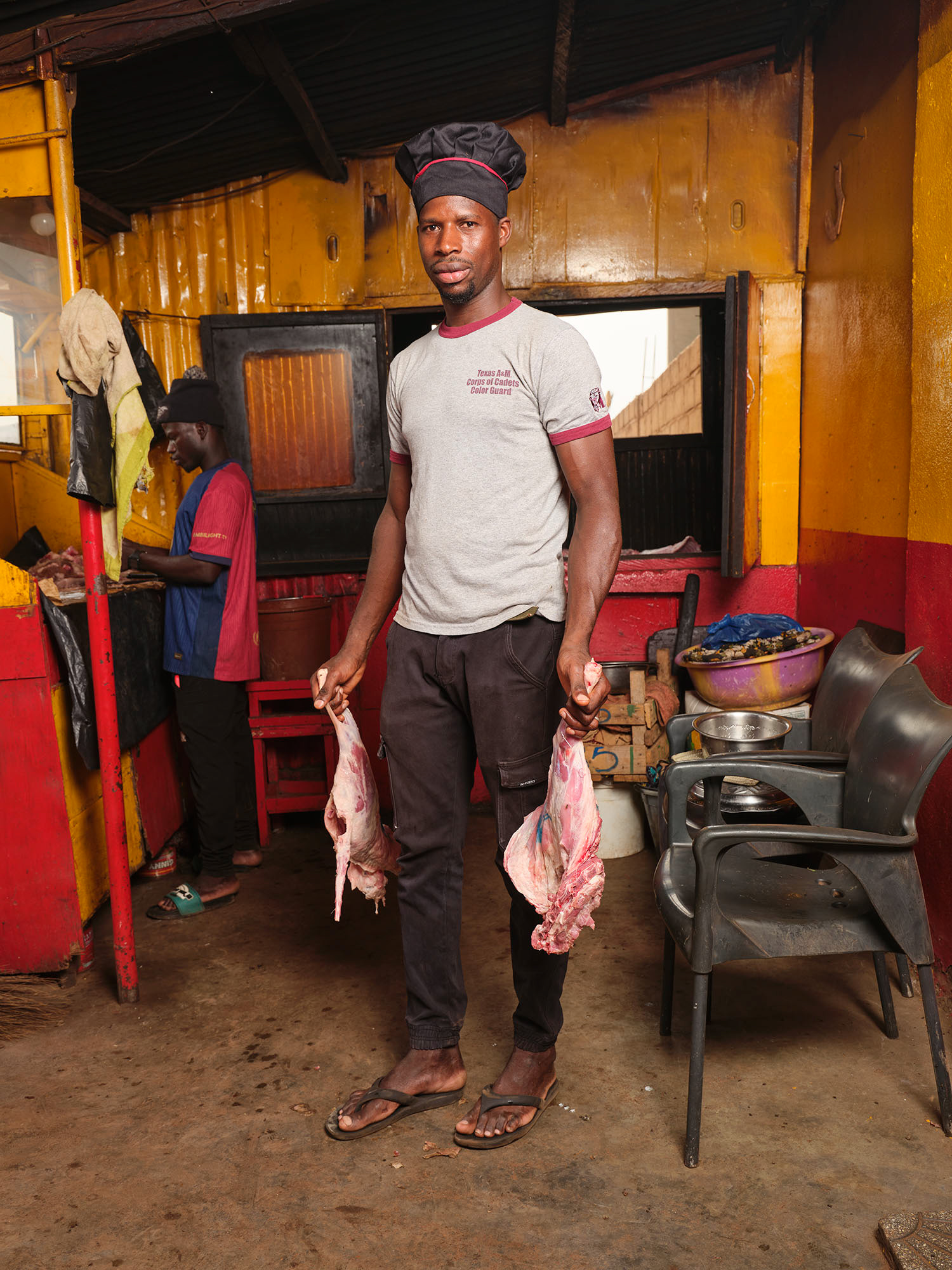 Coulibaly Zean started his business selling grilled meat on the streets of Bamako, for which he received financial support from the project funded by the Italian Agency for Development Cooperation, implemented by the NGOs WeWorld, LVIA, and CISV. Bamako, May 2025