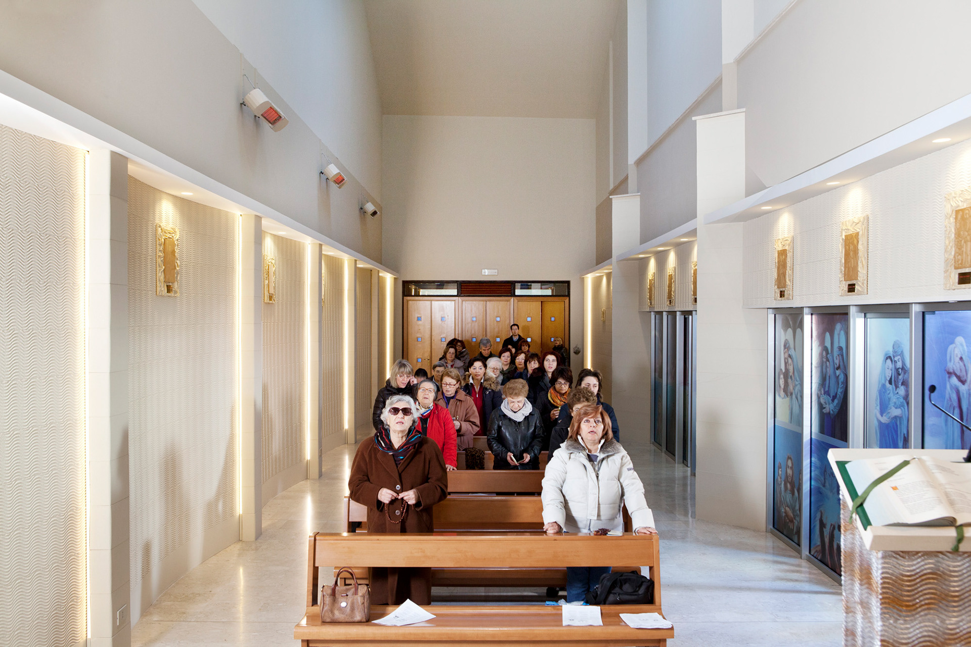 Santa Cecilia's Church, Potenza, Sunday 9:38 am.