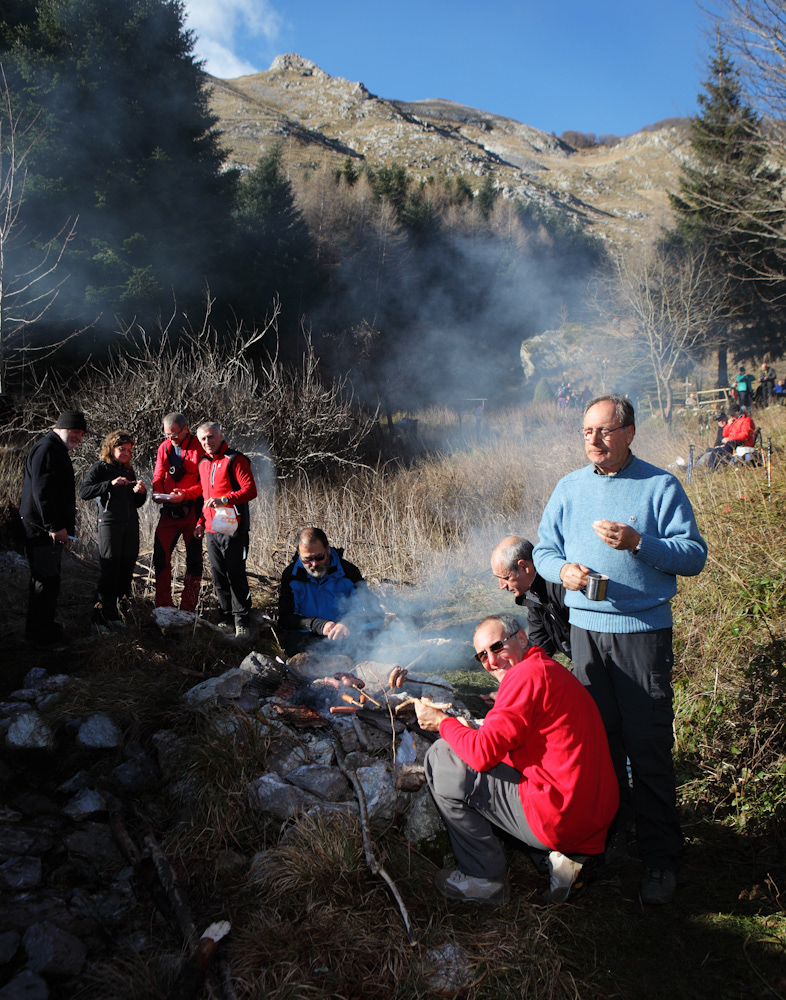 Sunday December 7, 2014 – Mosceta (Lucca) Lunch at the Freo shelter