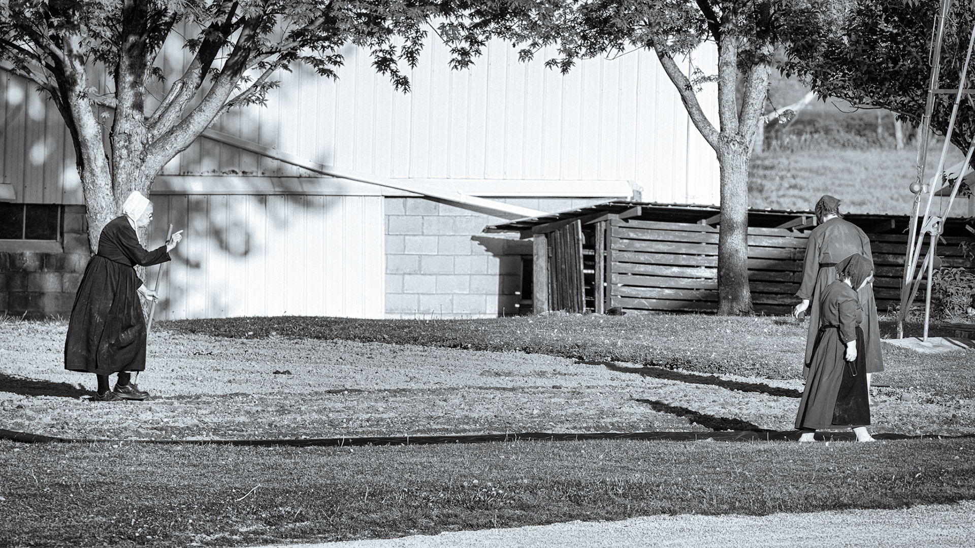 Amish Garden - Slide 4