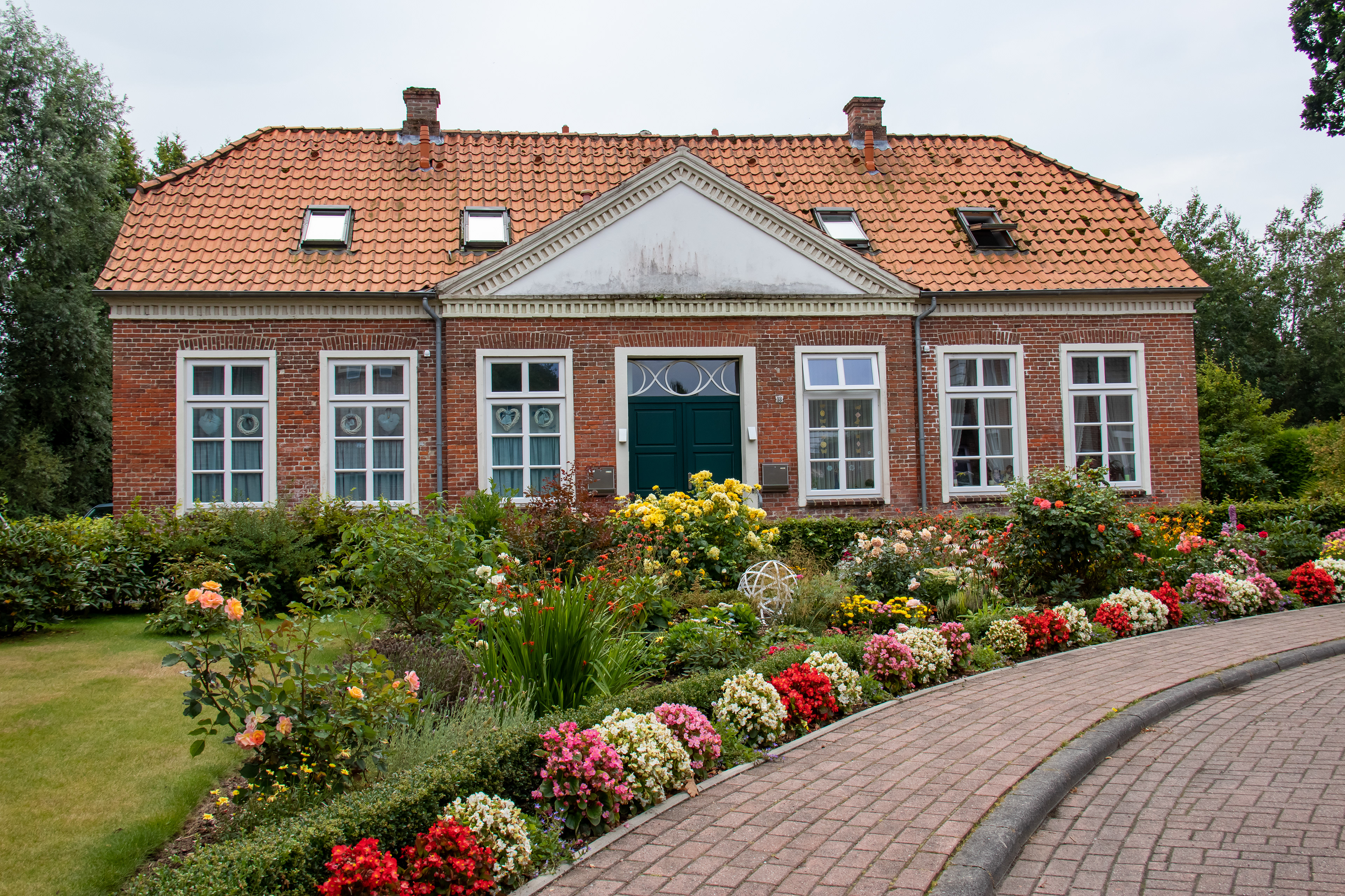 Esens, Haus Bernhardt