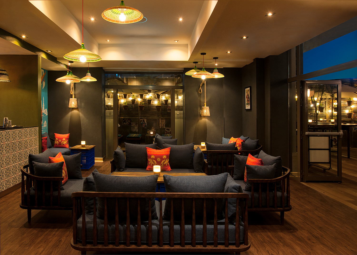 Photography Thai Restaurant Interior Evening Lighting