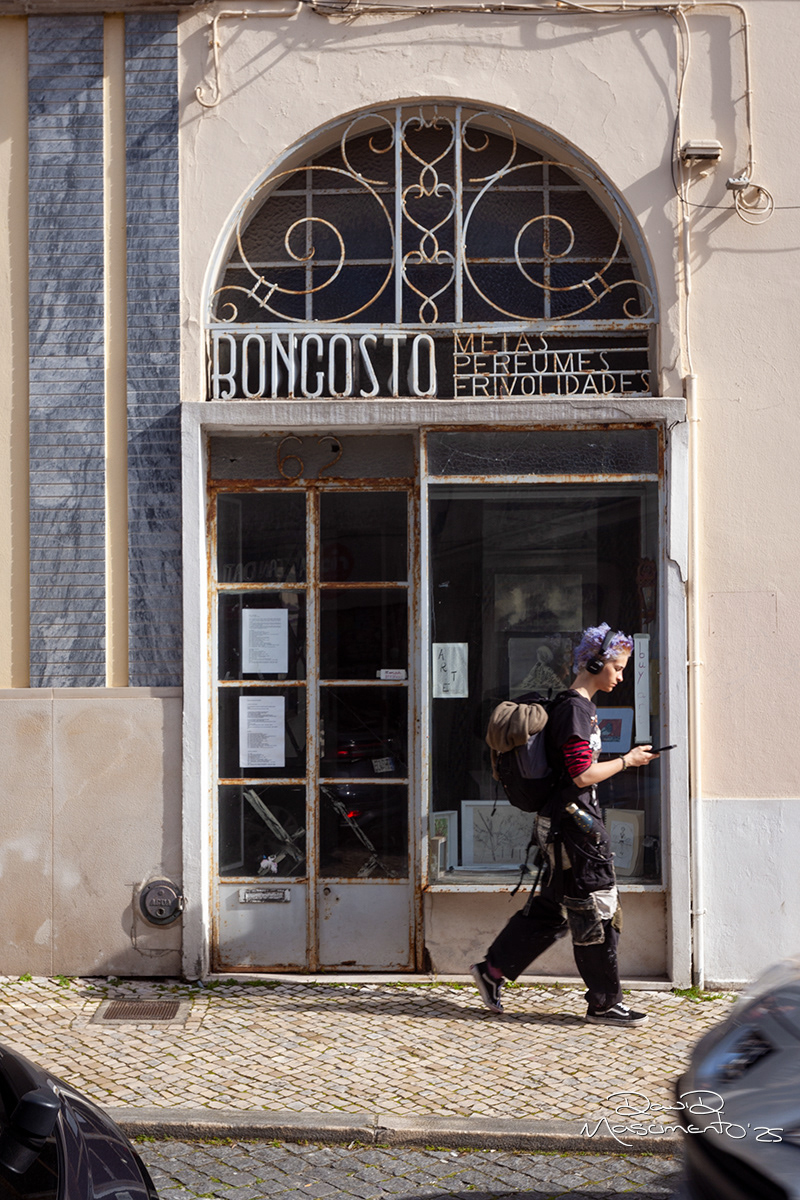 Bongosto - Caldas da Rainha, Portugal - 35mm Exposure: 1/125 sec, f/11,  ISO 100 Time 17:10