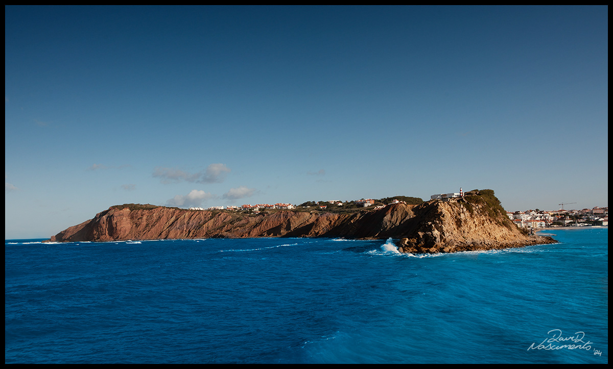 São Martinho do Porto - Alcobaça, Portugal - 28mm Exposure: 1/500 sec, f/8,  ISO 100 Time 10:45