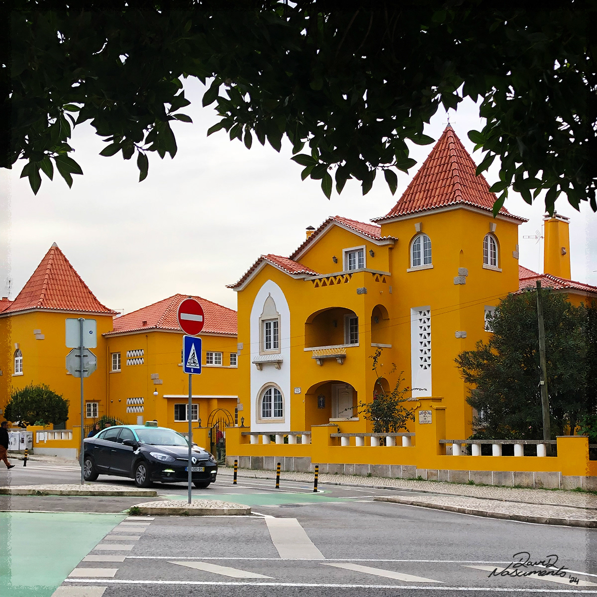 Rua São João de Deus - Caldas da Rainha, Portugal - iPhone