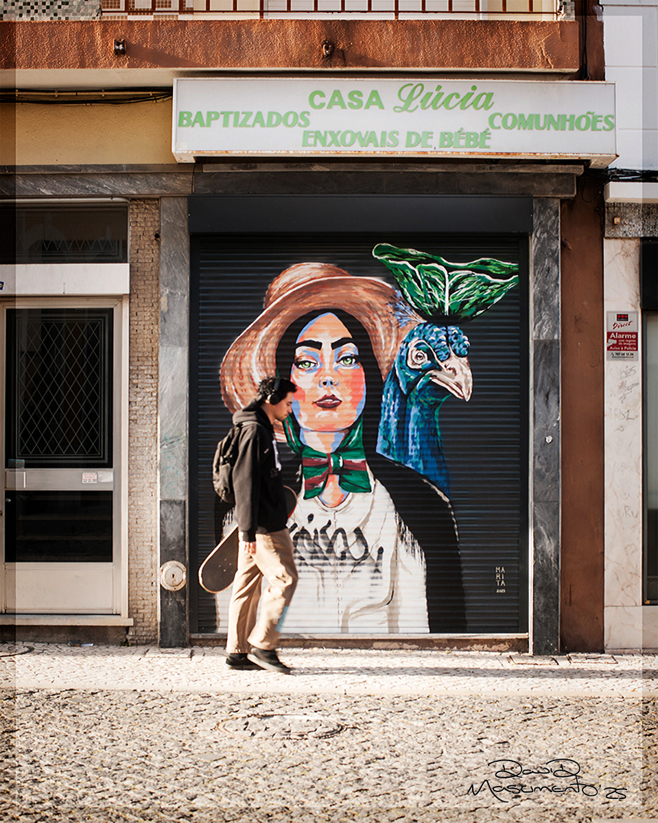 Casa Lucia - Caldas da Rainha, Portugal - 50mm Exposure: 1/125 sec, f/5.6,  ISO 200 Time 20:04