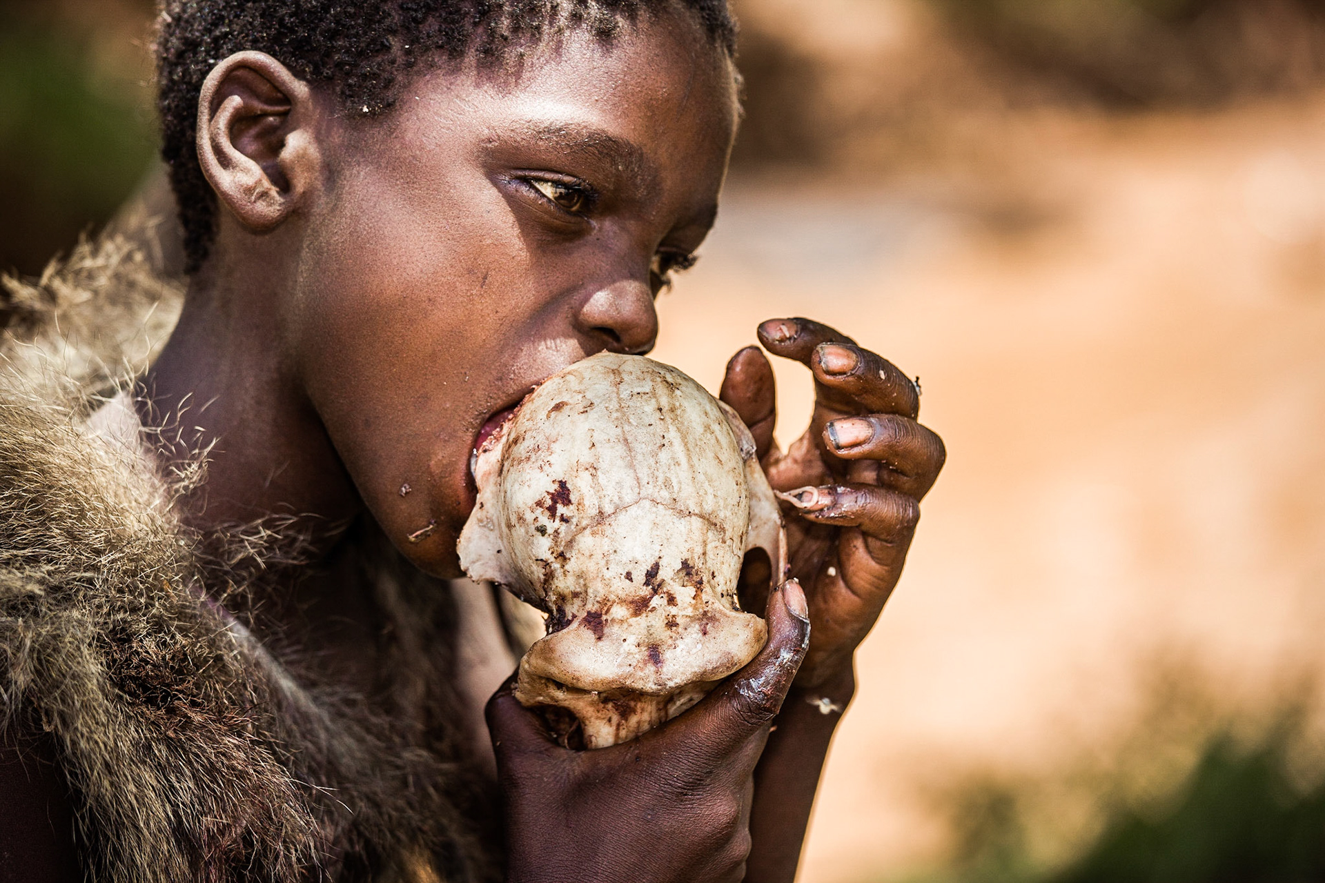 Hadza tribe, Lake Eyasi, Tanzania - 17 March 2011 / Lidé z kmene Hadza, Tanzánie, 2011