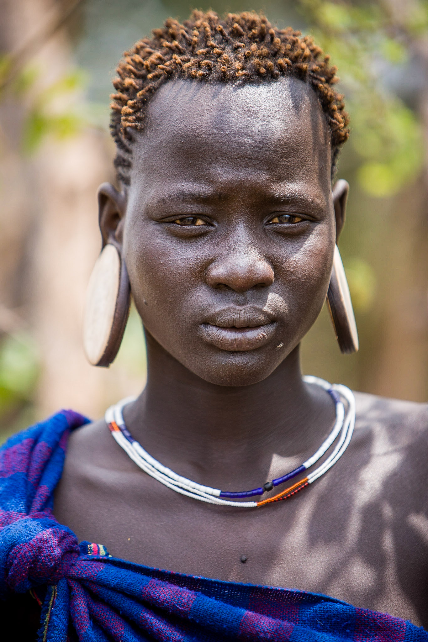My jsme se ale kodrcali několik hodin po špatných cestách hlouběji do centra parku.