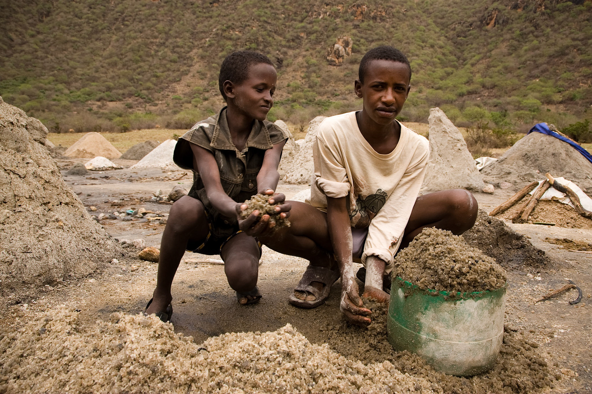 Pracují samozřejmě i děti.