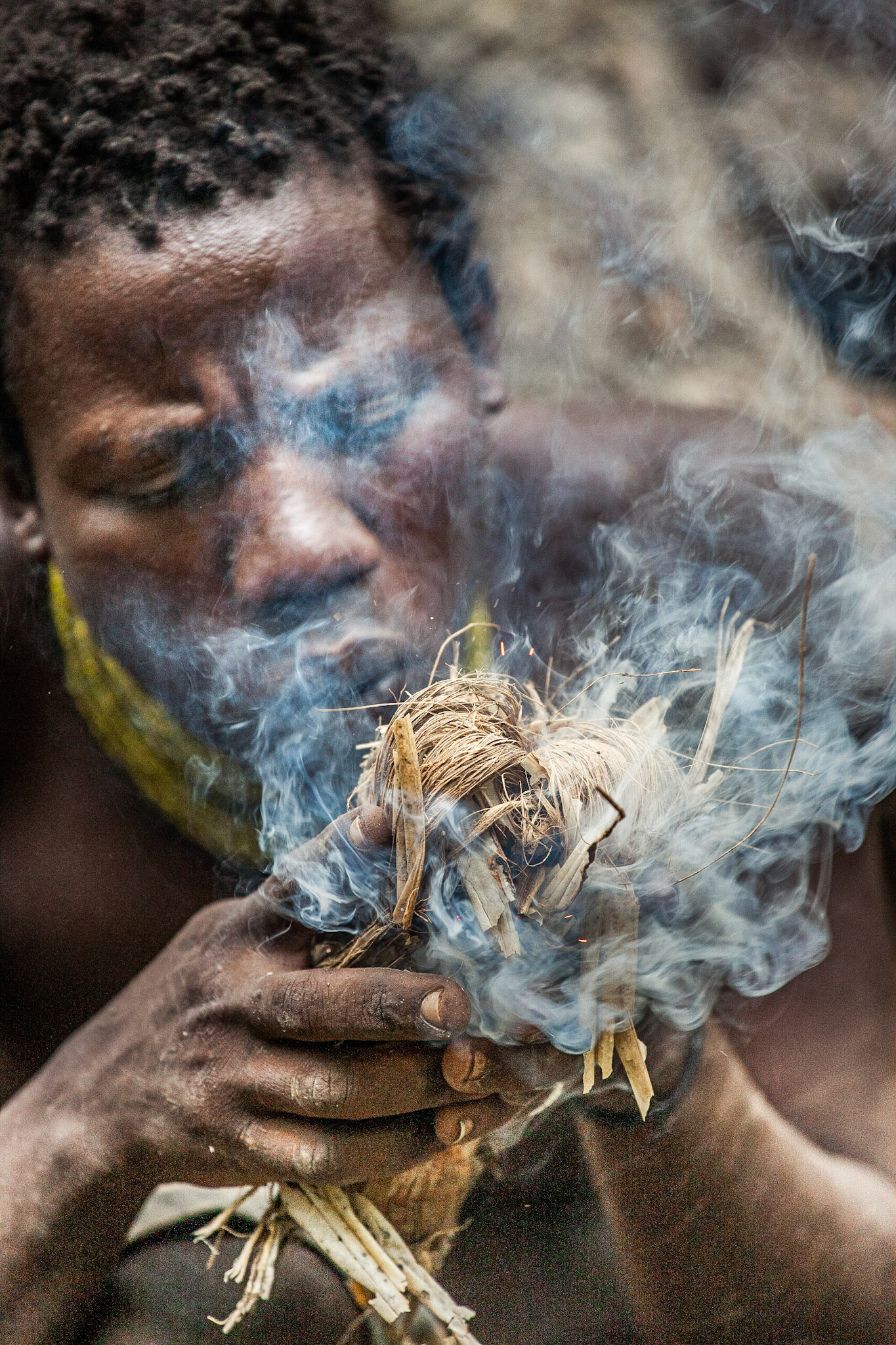 Hadza tribe, Lake Eyasi, Tanzania - 17 March 2011 / Lidé z kmene Hadza, Tanzánie, 2011