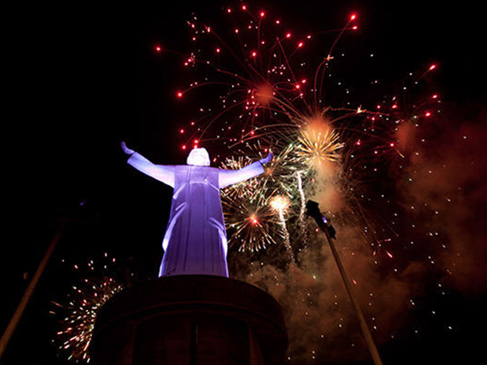 CRISTO DEL PACIFICO - SCULPTURE