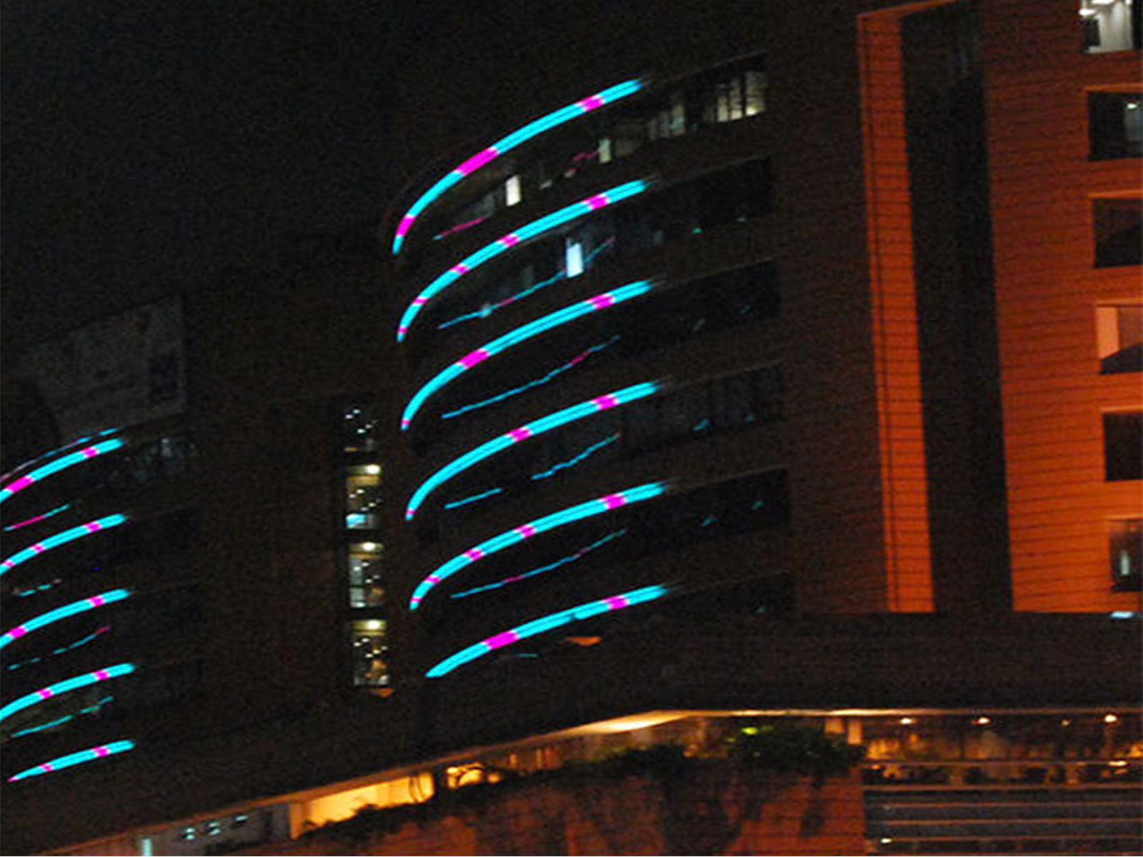 CENTRO COMERCIAL SAN IGNACIO