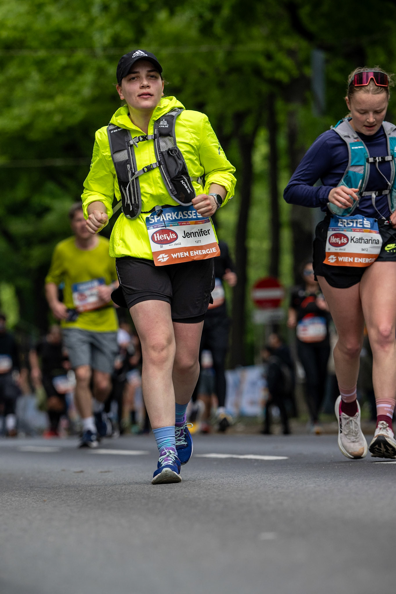 VCM24-LEE00909