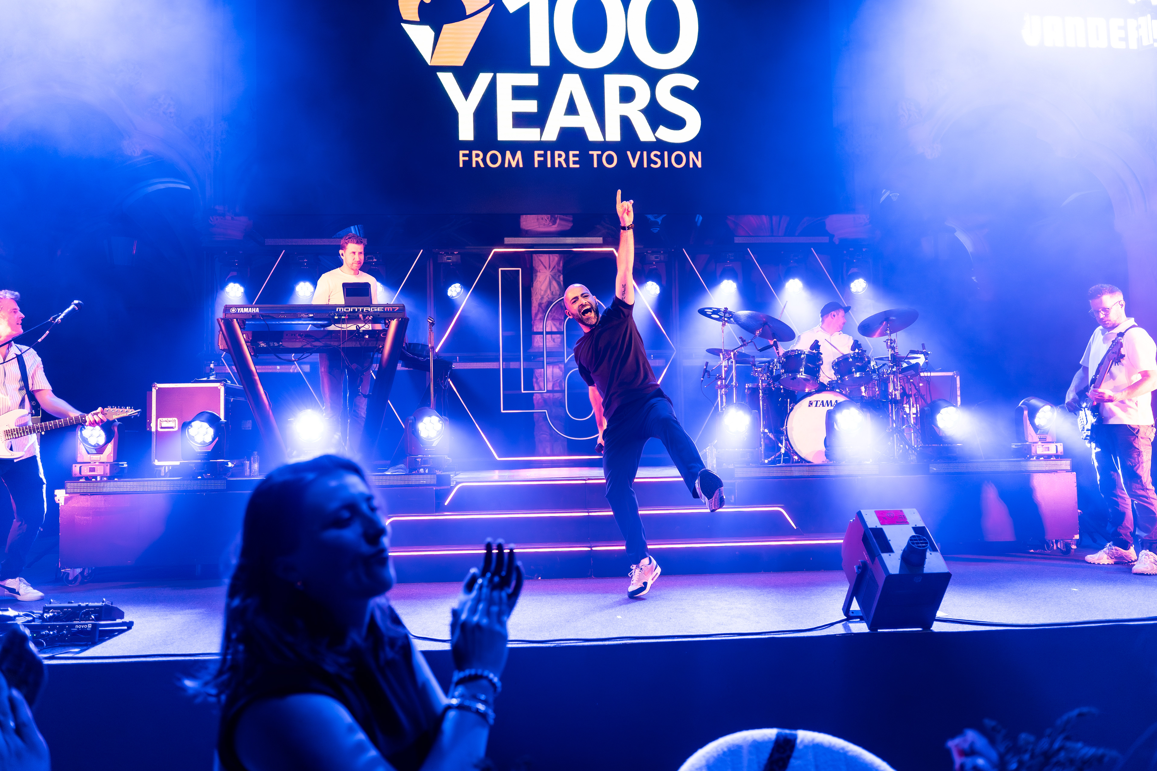 Level Six - 100 Jaar Vandersanden