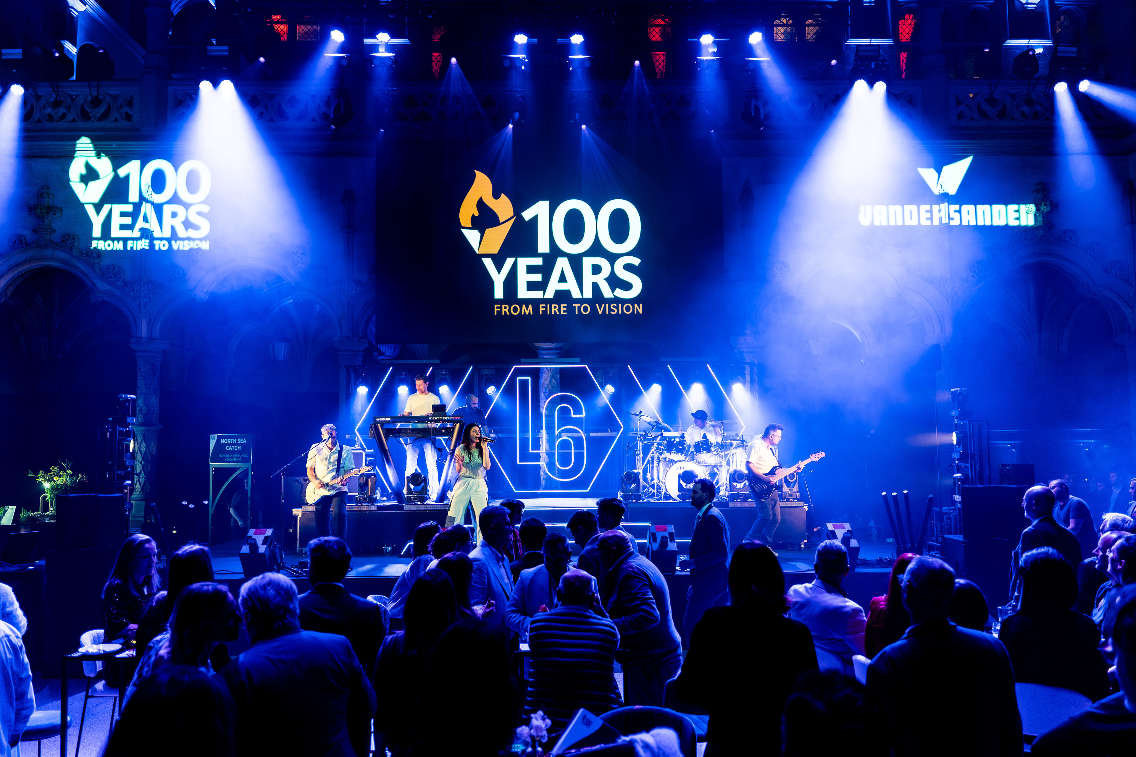 Level Six - 100 Jaar Vandersanden