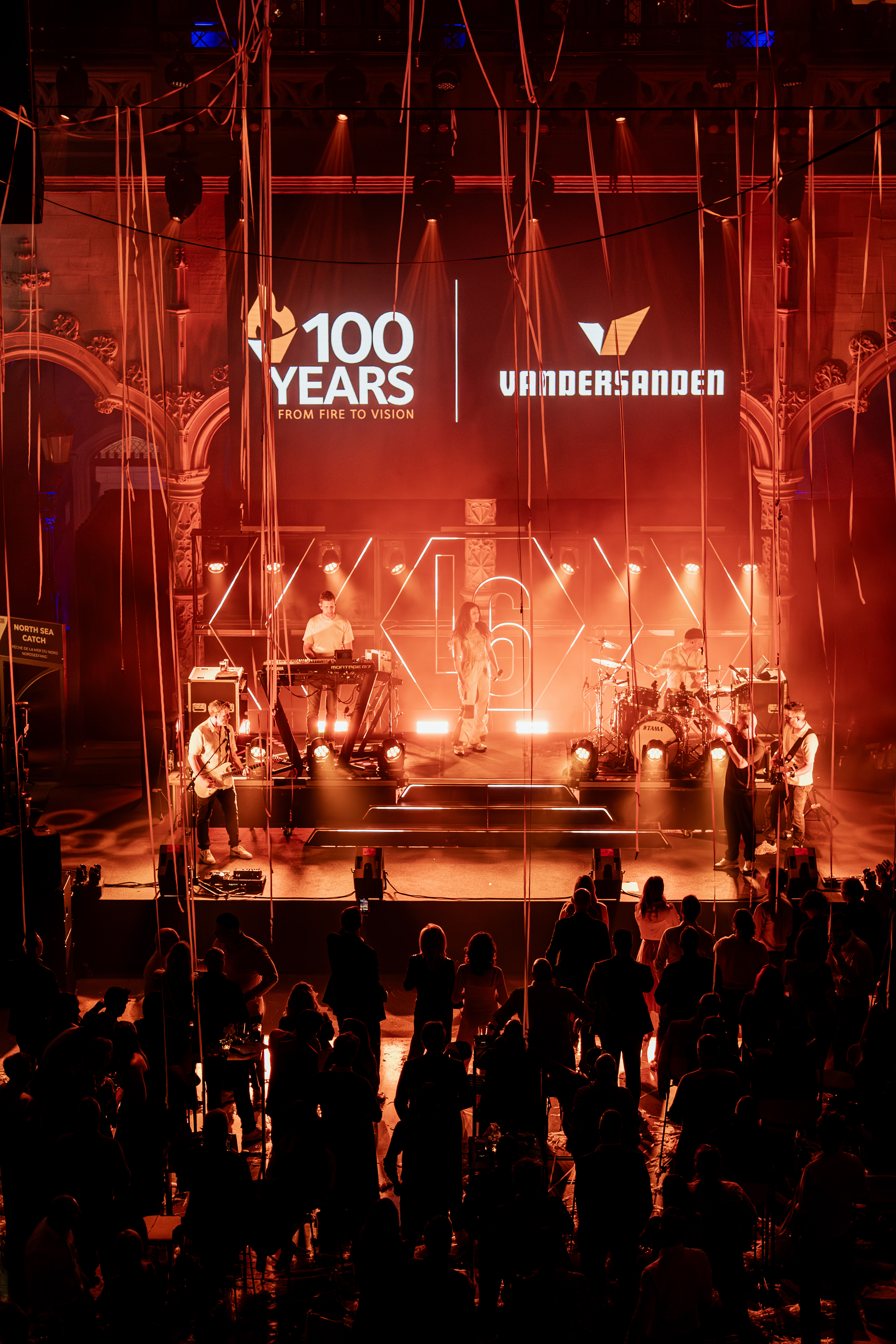 Level Six - 100 Jaar Vandersanden
