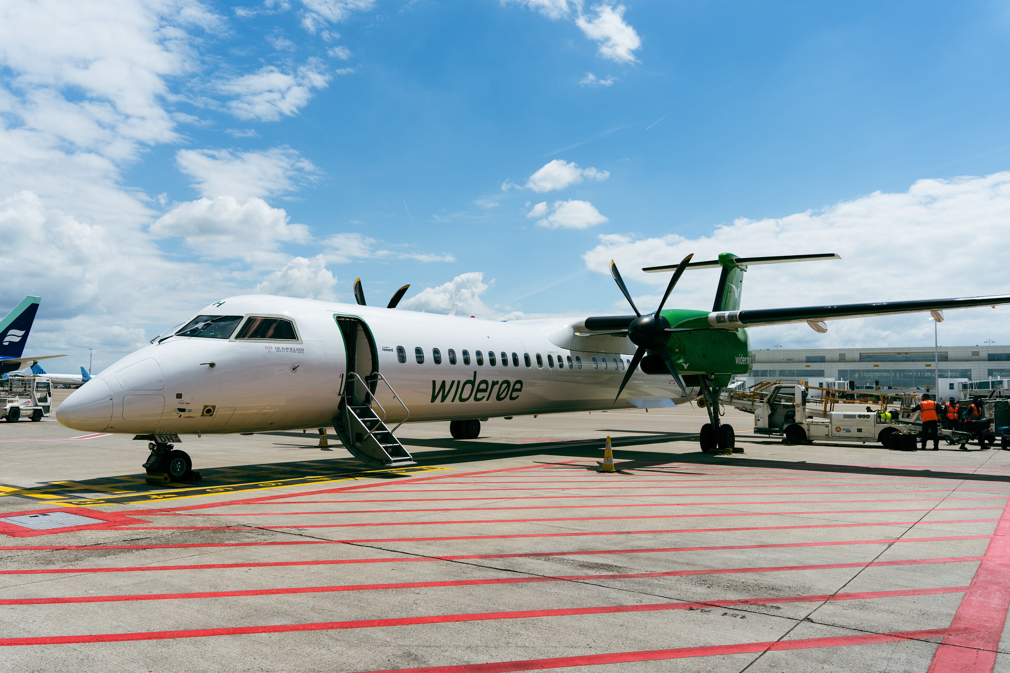 Widerøe Dash 8 Q400