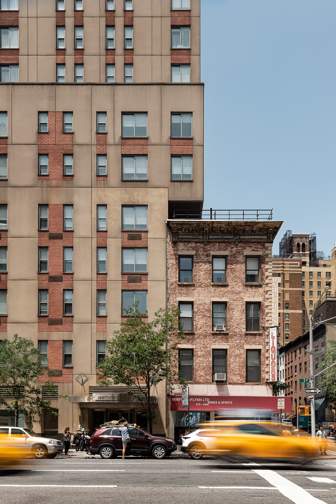 Murray Hill liquor store, NYC