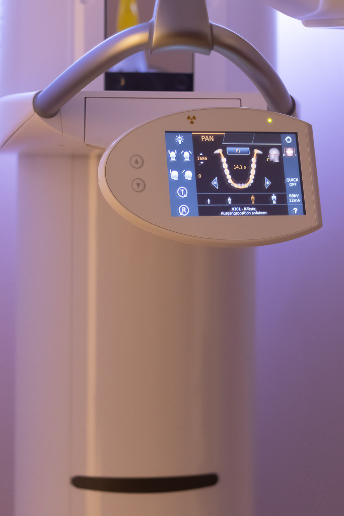 Details im mulitfunktionalen Roentgen-Raum