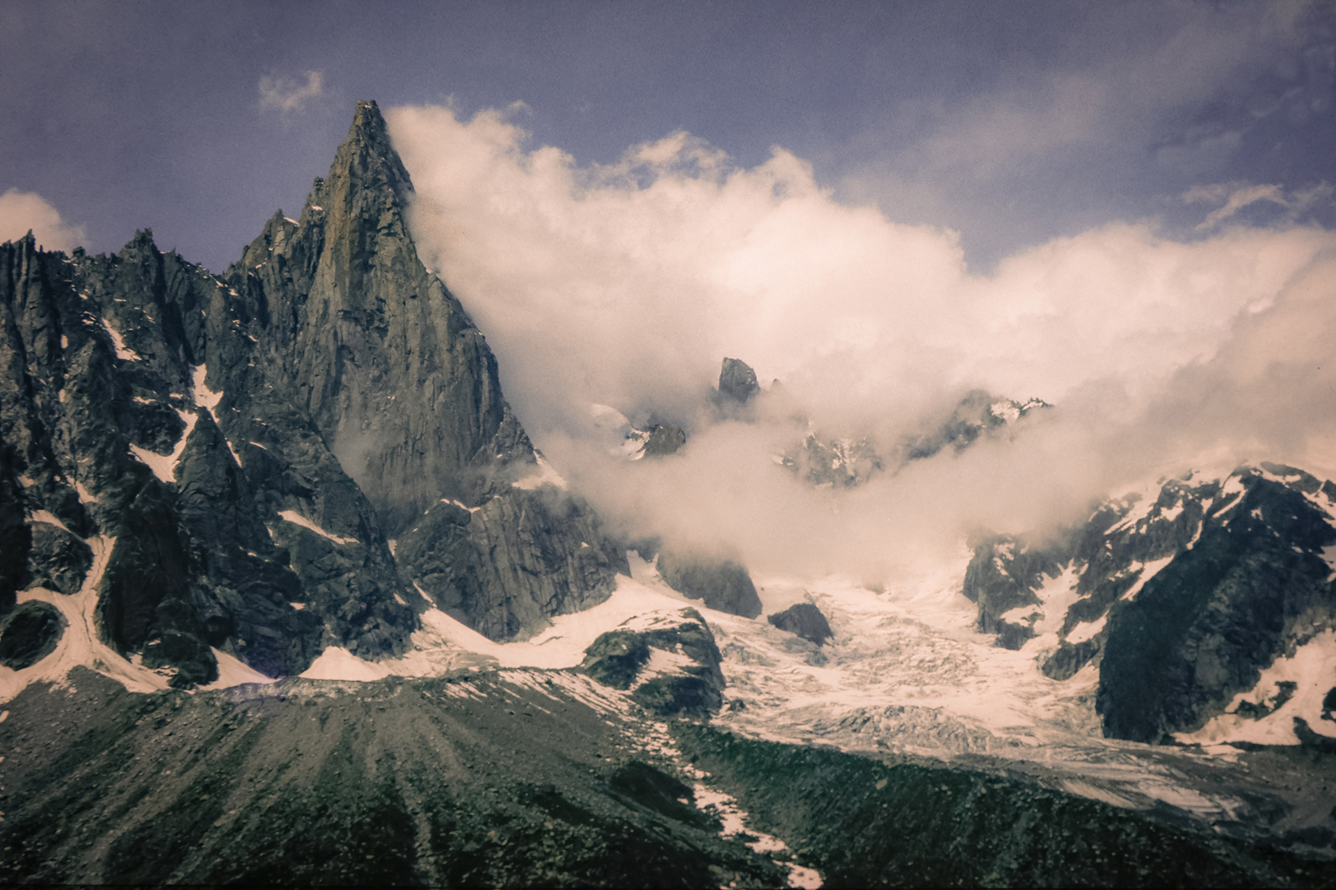Le Dru 1982