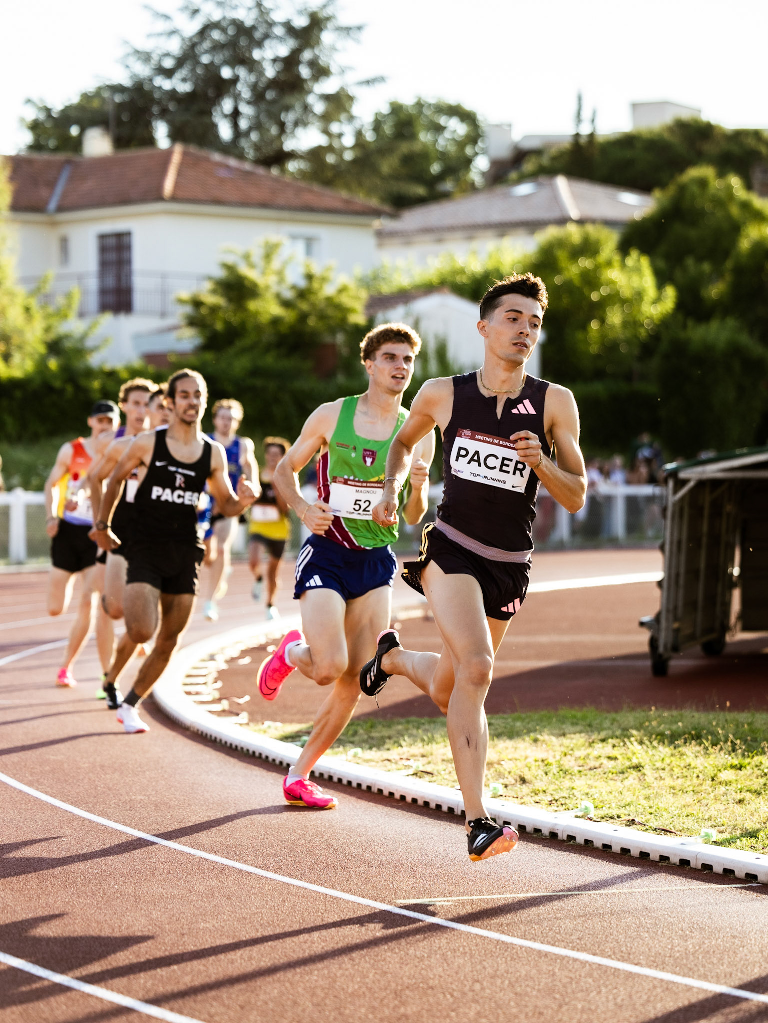 Séries des 800m H & F