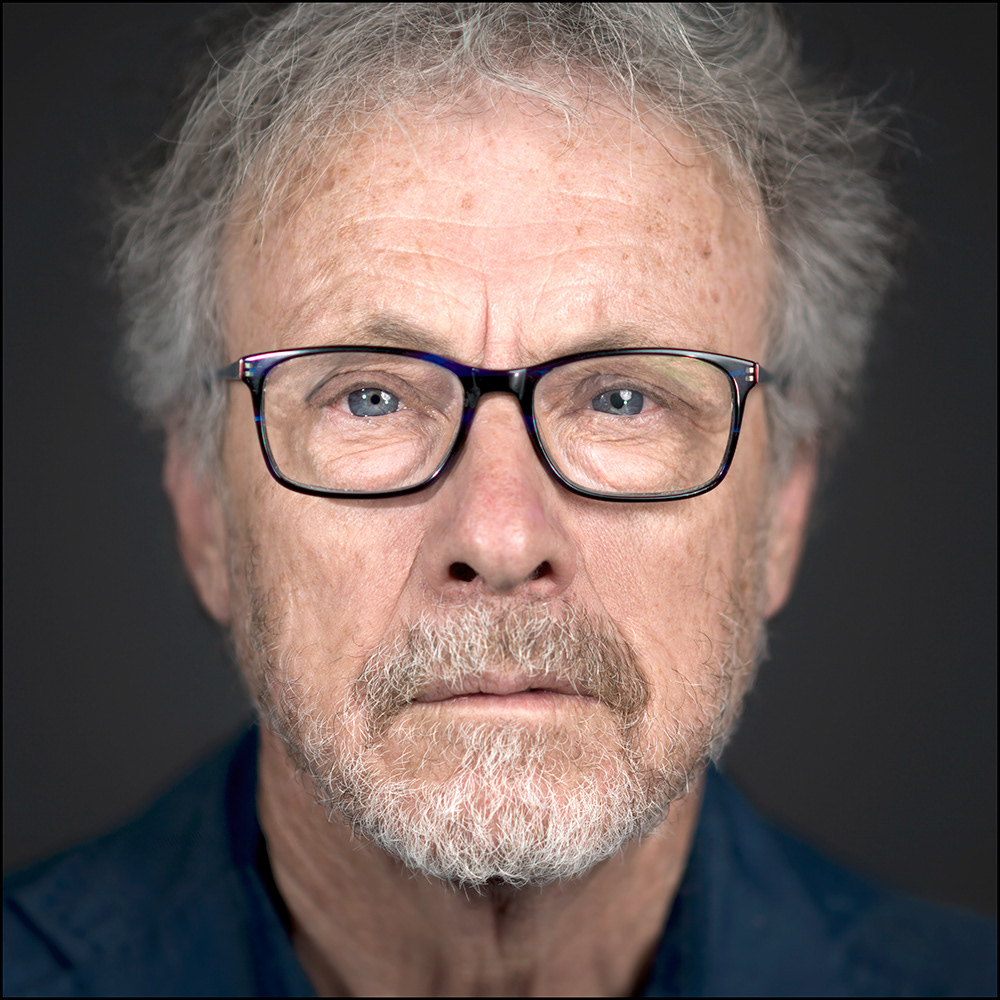 LUIS MARAVER, painter