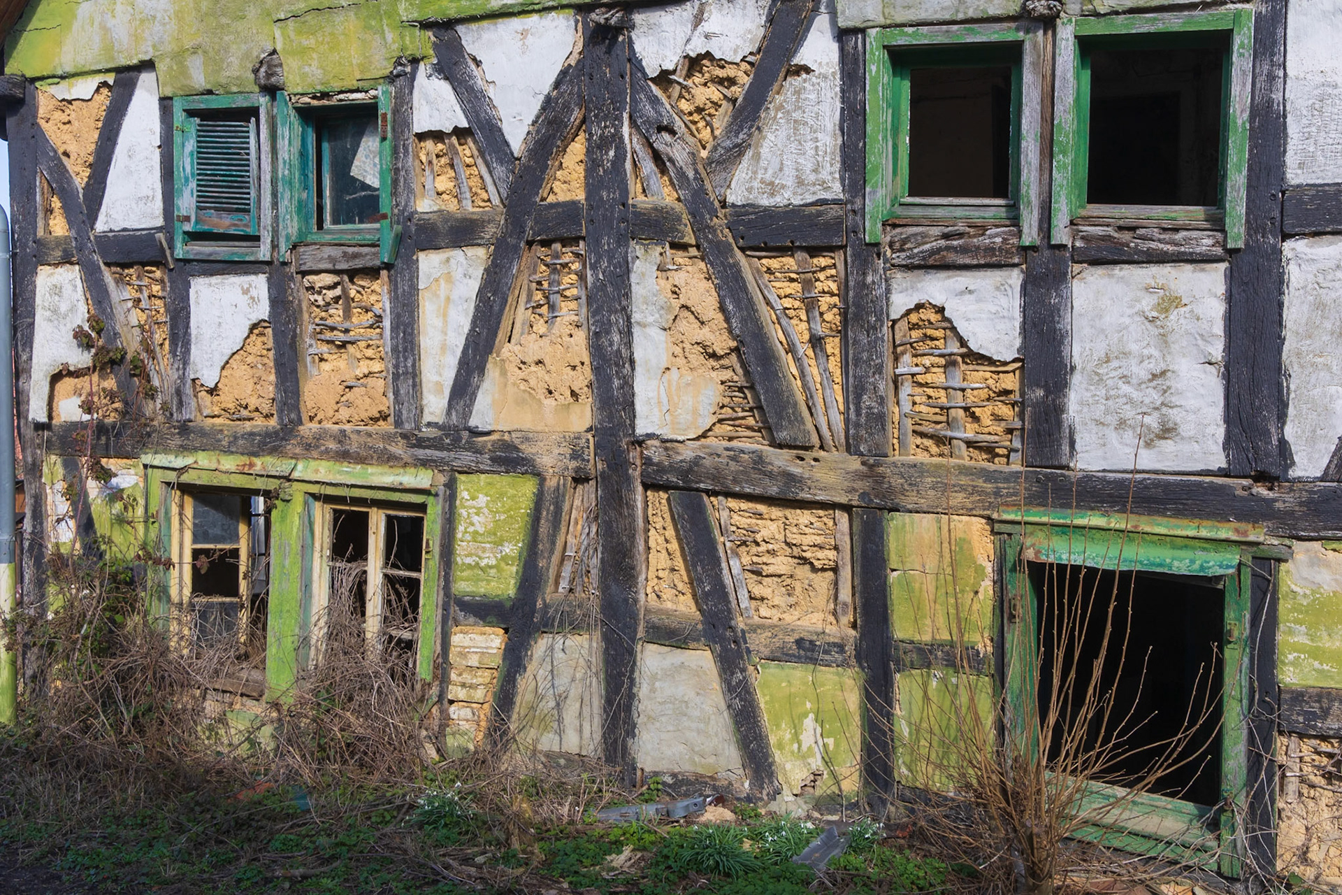 Üe kont jo es versöken erenn zu looren, aver do es nüs me drenn.