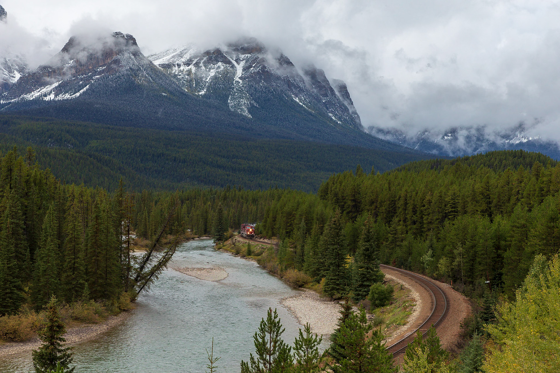 Von Banff nach Lake Louise - rechts und links des Hwy 1A
