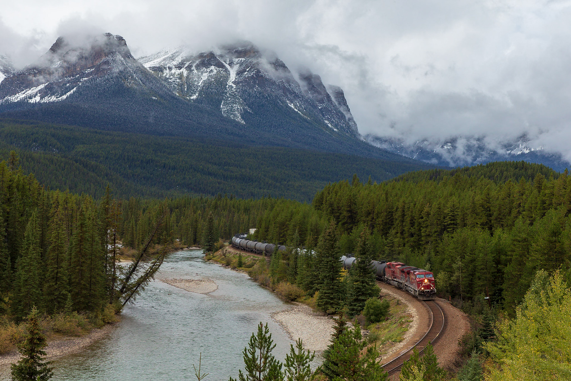 Von Banff nach Lake Louise - rechts und links des Hwy 1A
