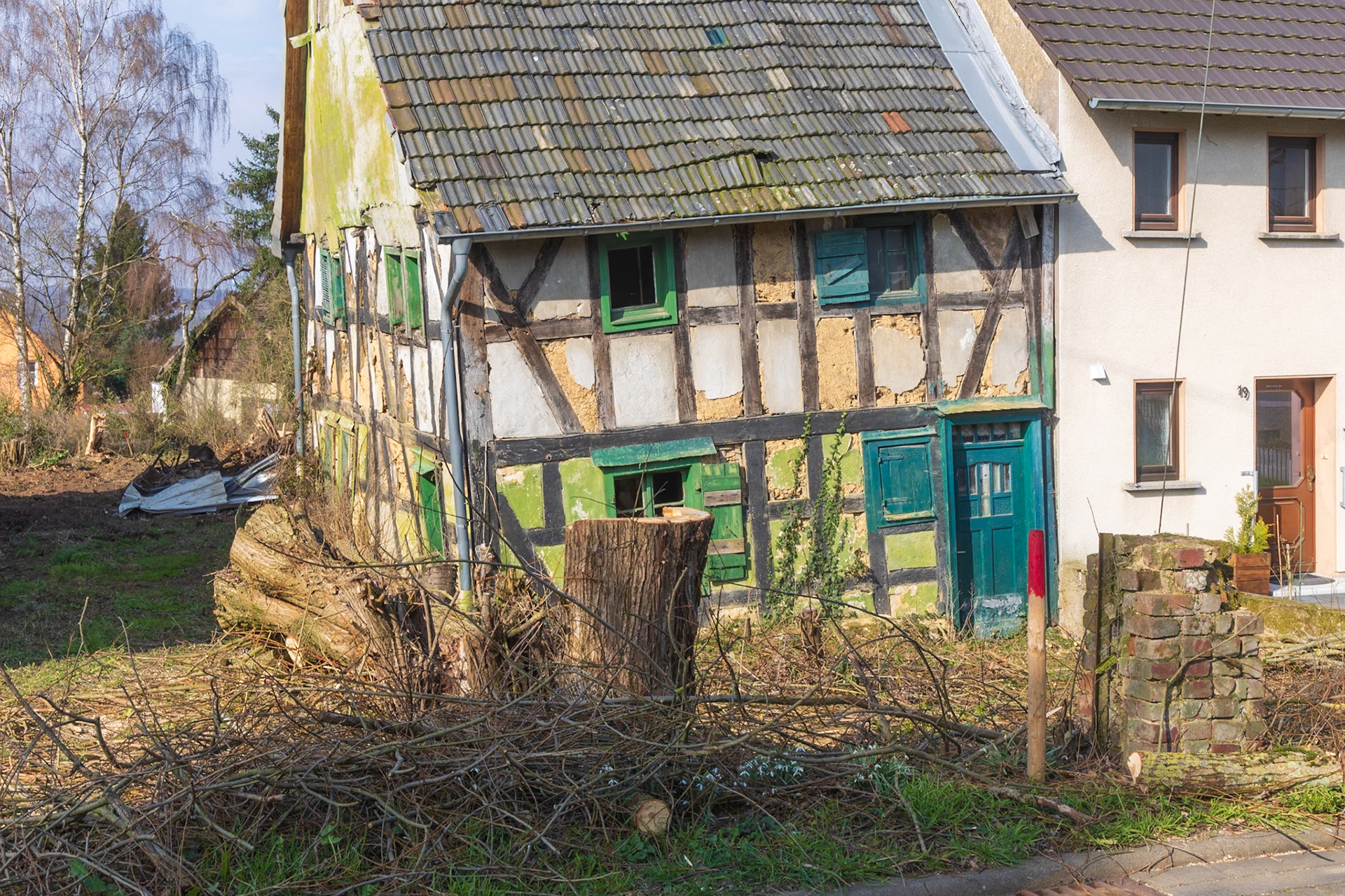 Dem Hujots Hannes Jüppchen sen Huus woe noch älder wi ech. Aver dat steit och net me.