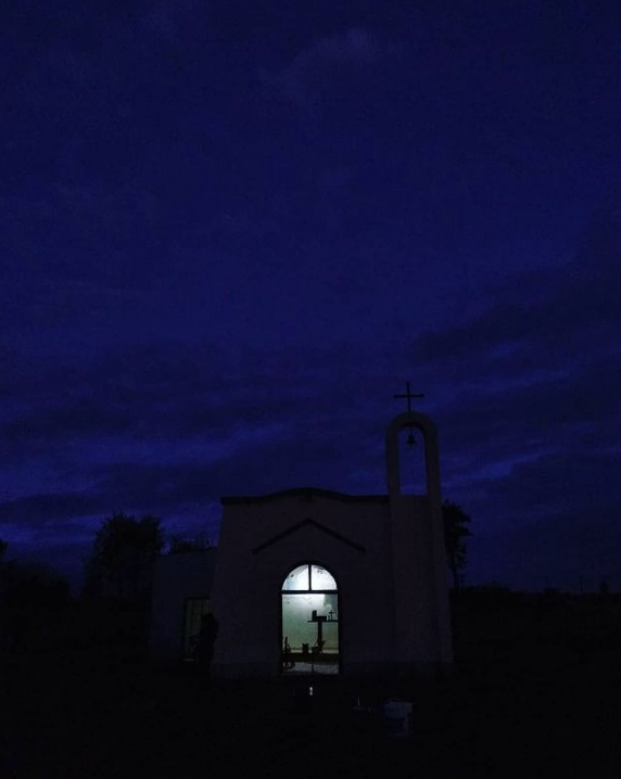Entra en mi noche